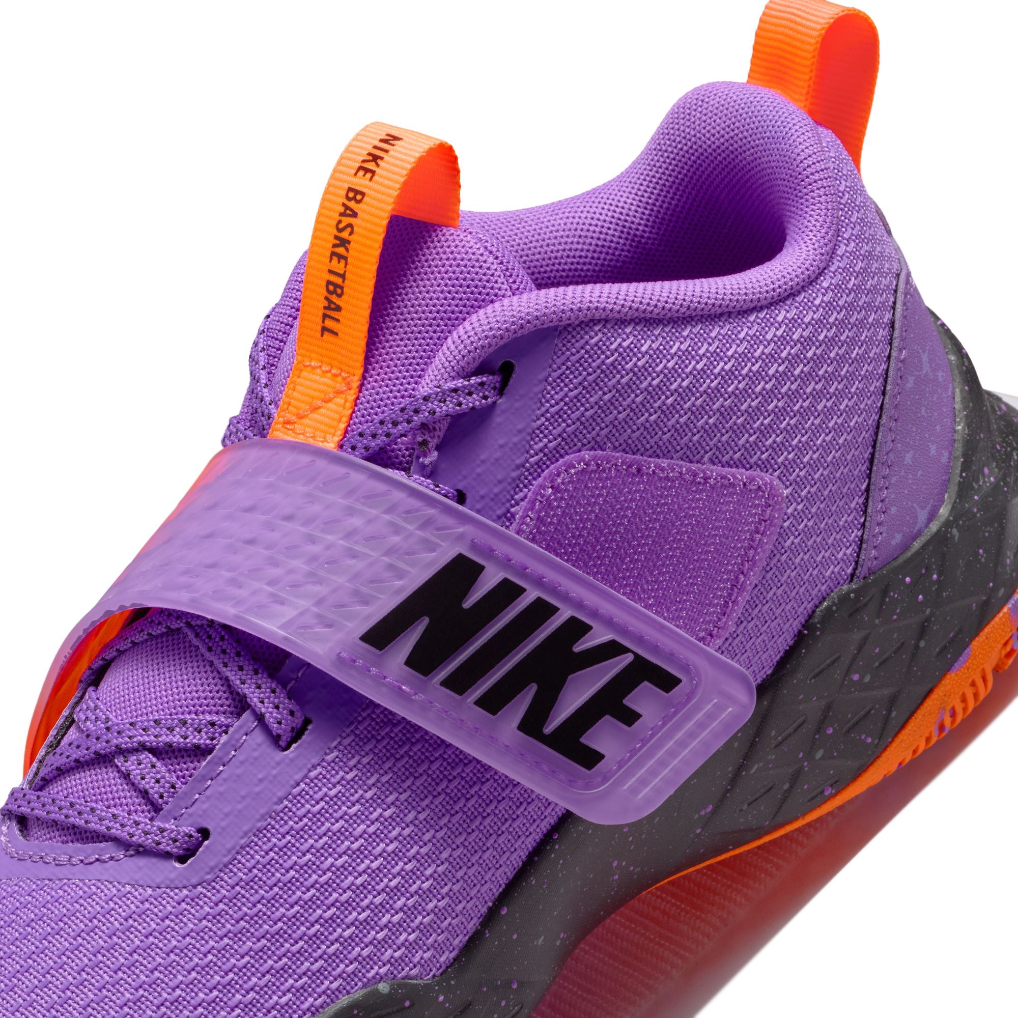 Nike Team Hustle D 12 GS Kids Basketball Shoes
