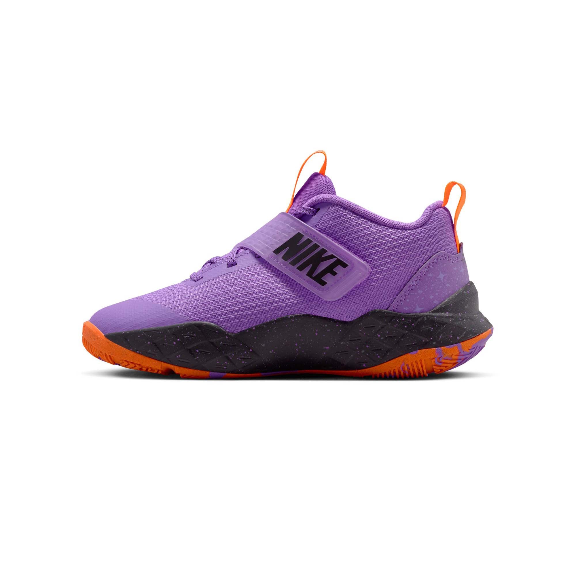 Nike Team Hustle D 12 GS Kids Basketball Shoes