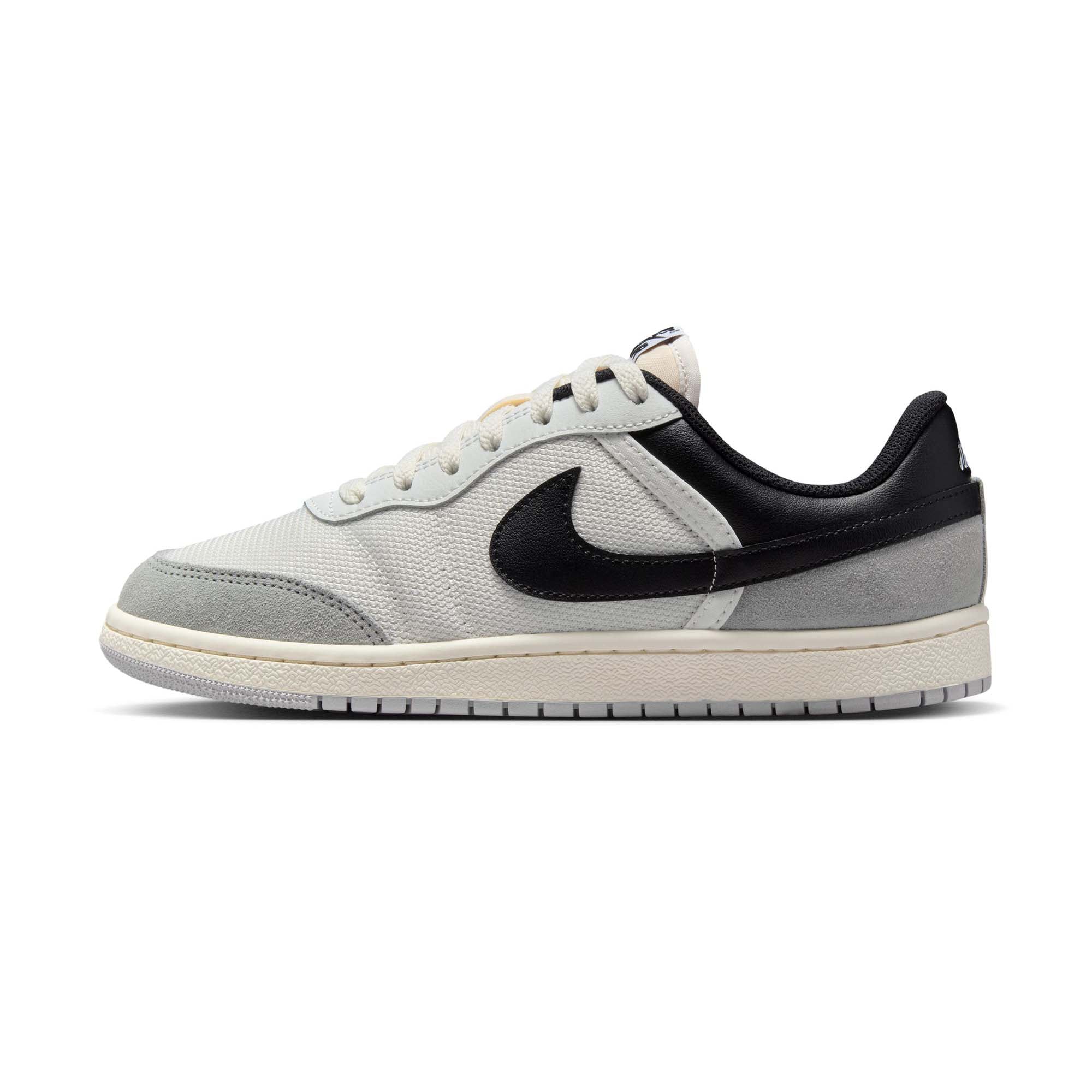 Nike Air Jordan Skyline Low Womens Shoes