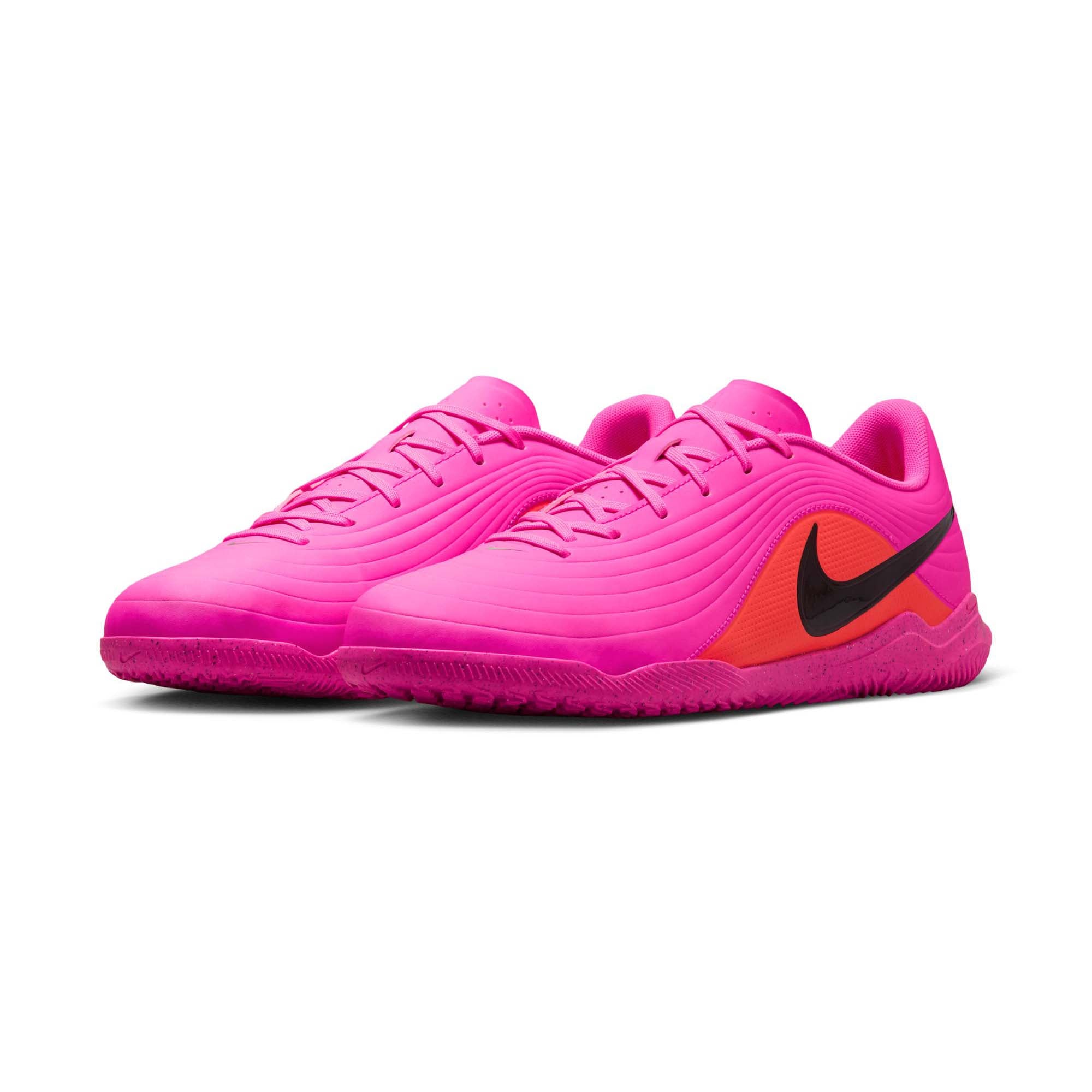 Nike Tiempo Maestro Club Indoor/Court Low-Top Mens Football Boots