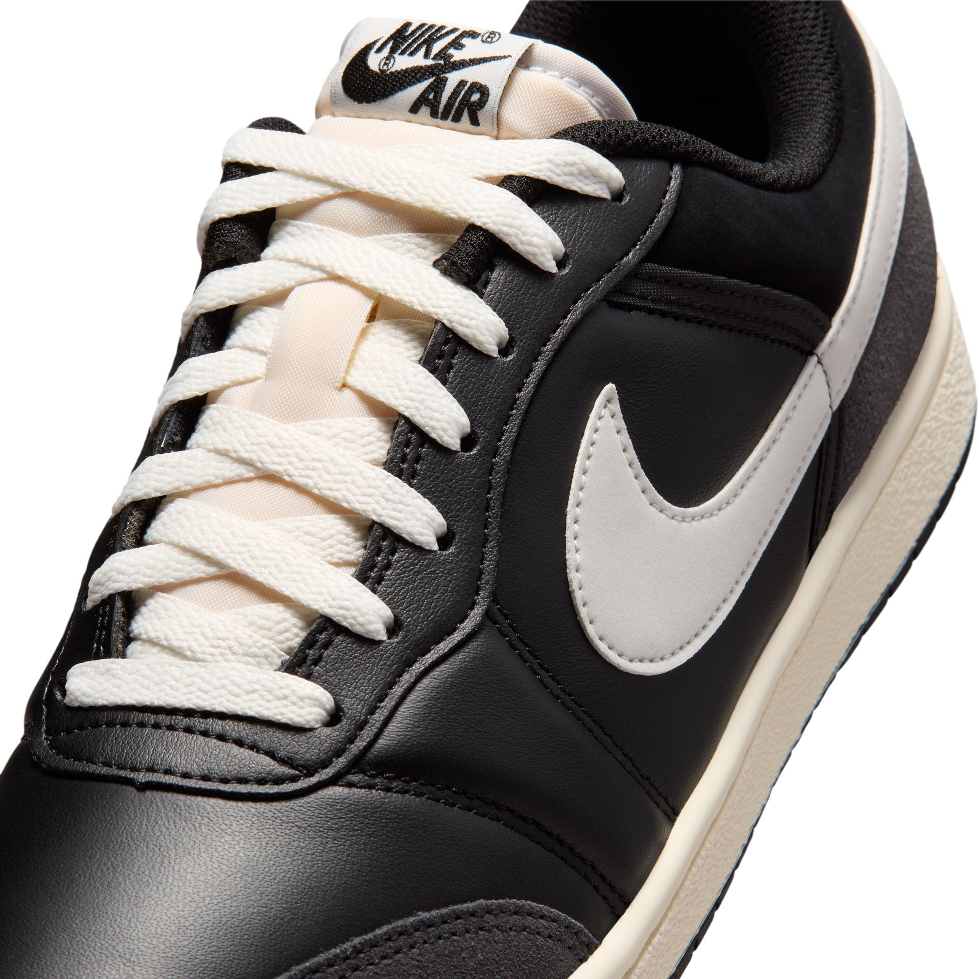 Air Jordan Skyline Low LE	Mens Shoes