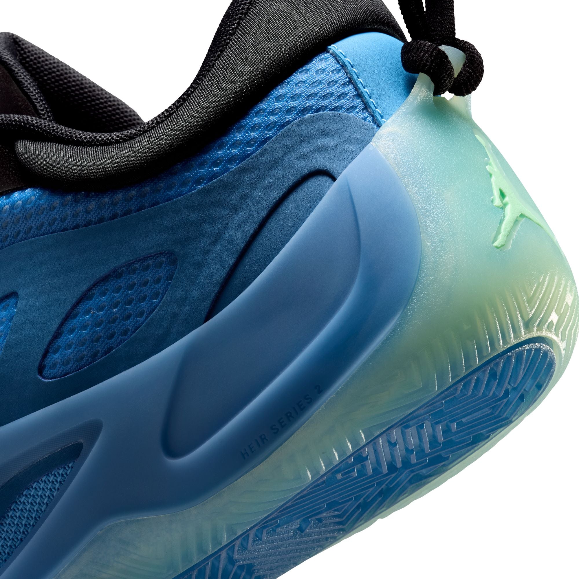 Jordan Heir Series 2 "Cold Front"	Womens Basketball Shoes