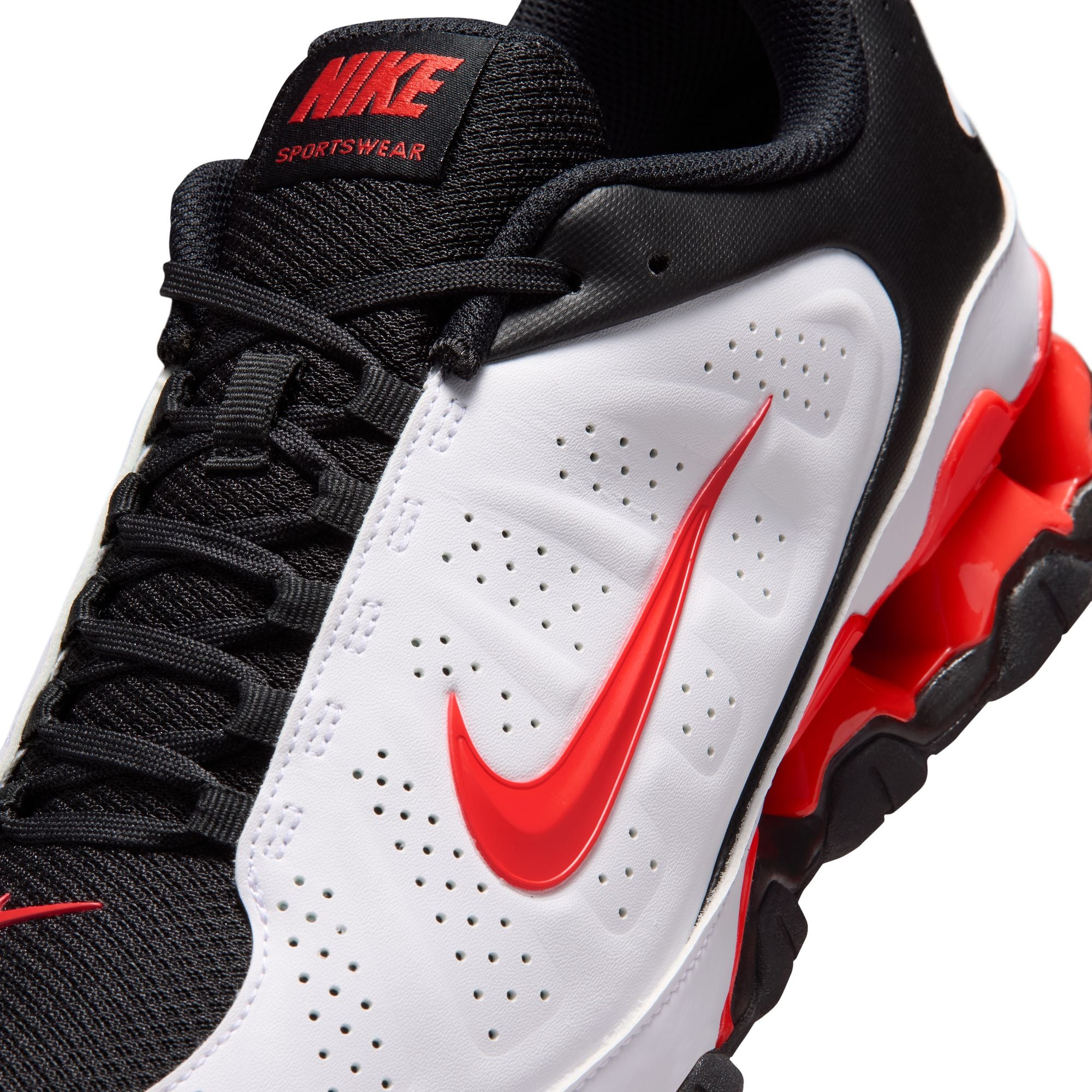 Nike Reax 8 SL	Mens Shoes