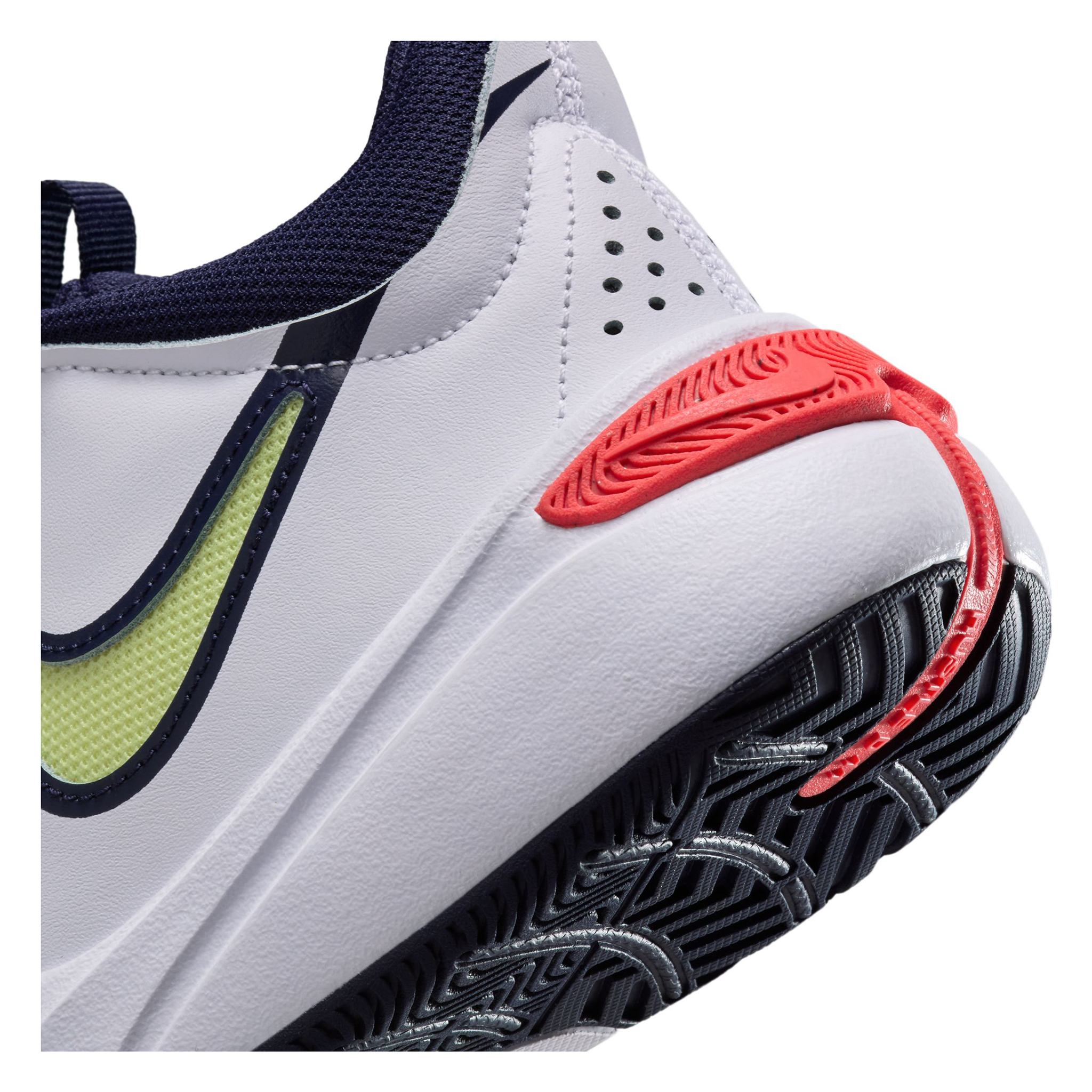 Nike Team Hustle D 11 GS Kids Basketball Shoes