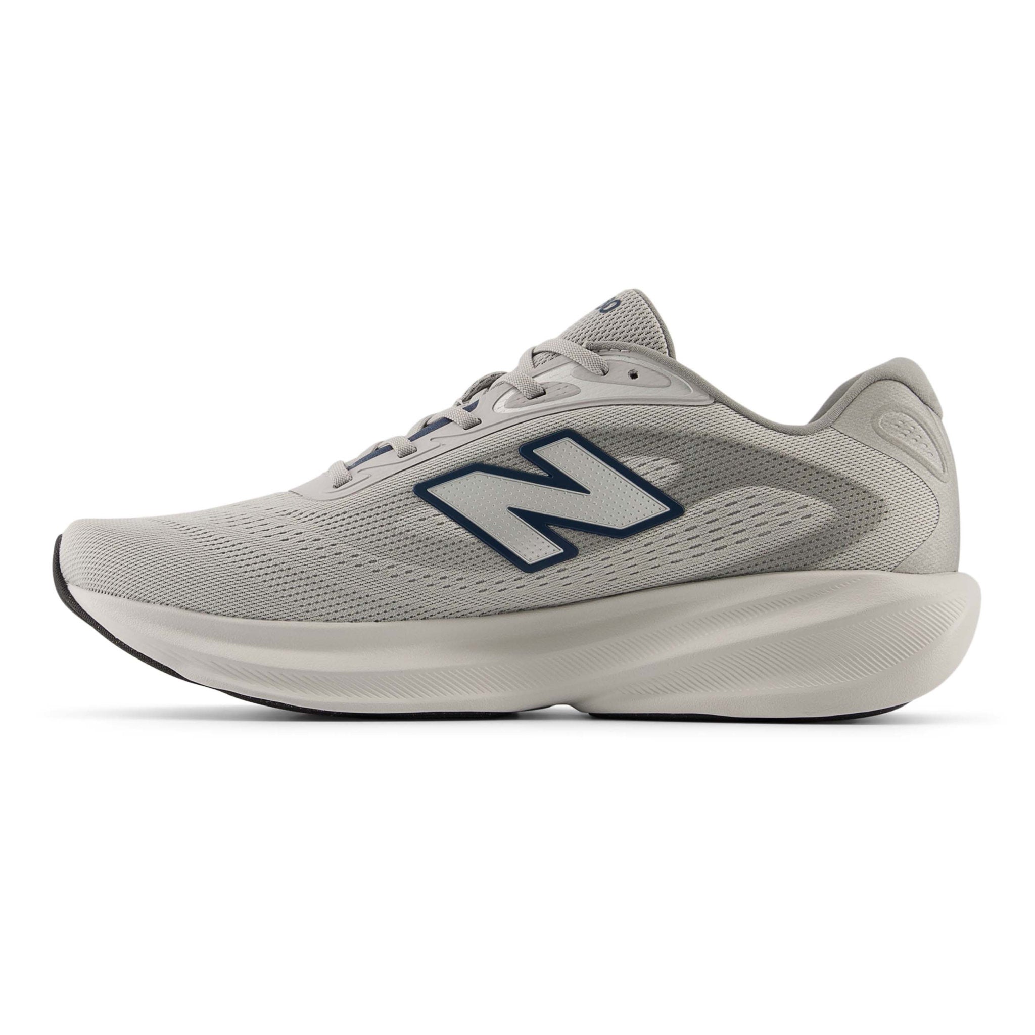 New Balance 680 v9 2E Mens Running Shoes
