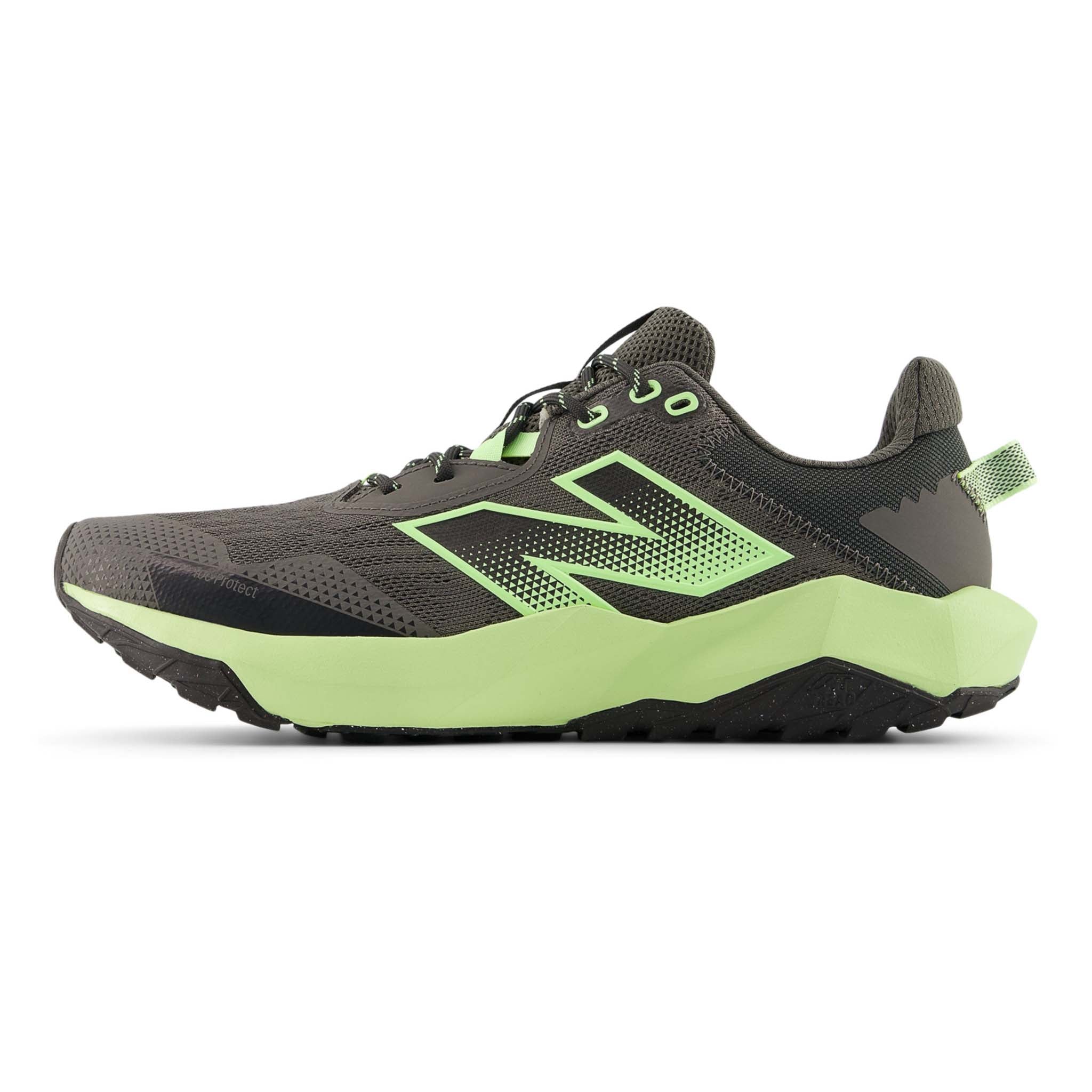 New Balance DynaSoft Nitrel v6 2E Mens Trail Running Shoes