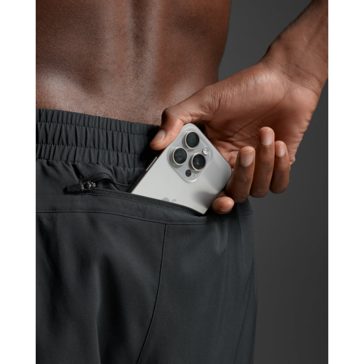 2XU Aero Mesh 2-in-1 5-Inch Mens Short