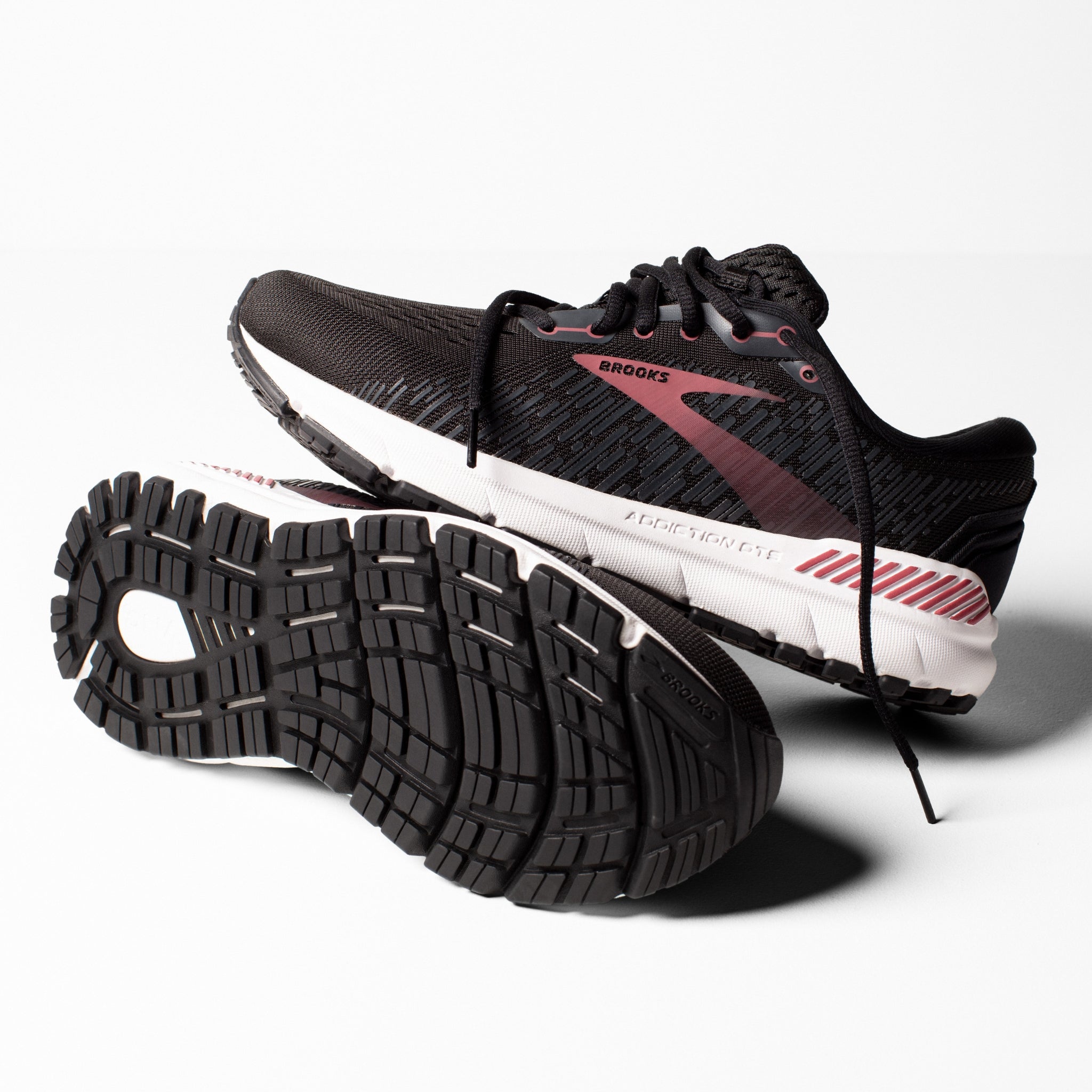 Brooks Addiction GTS 15 D Womens Running Shoes