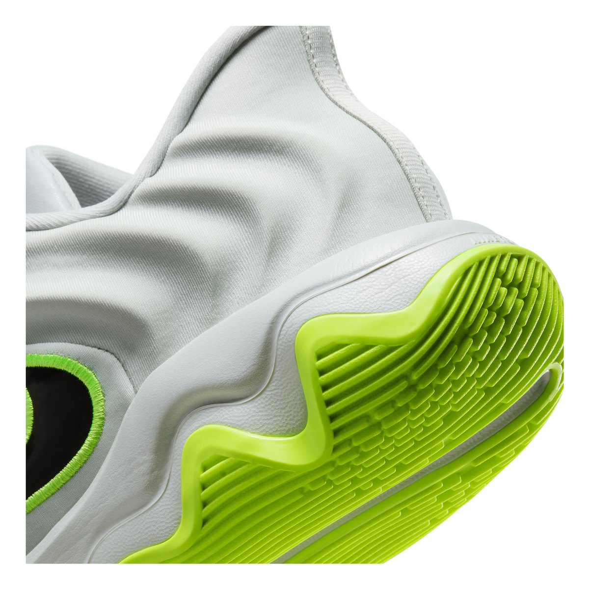 Nike Giannis Immortality 4 Mens Basketball Shoes