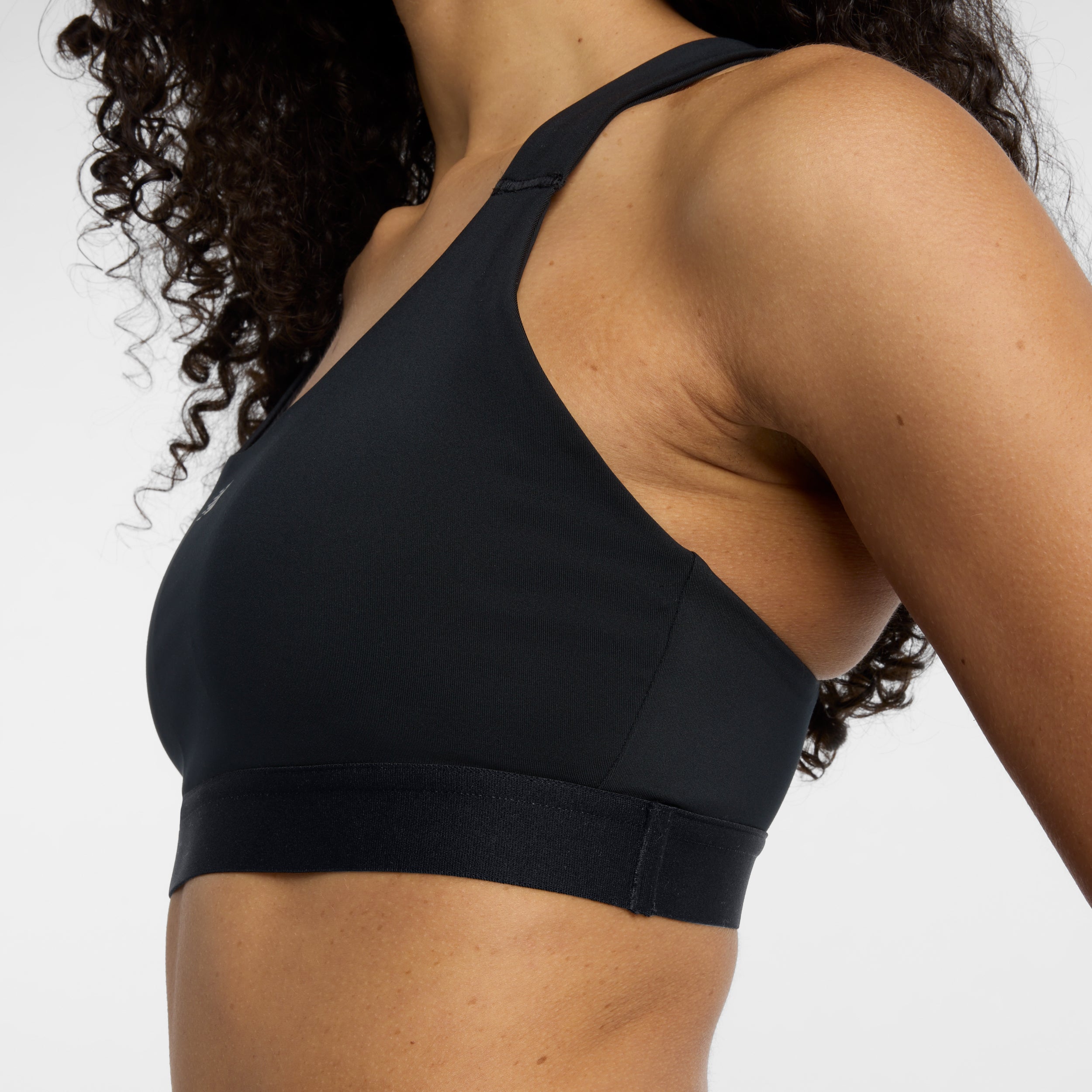 New Balance Essential Train Womens Bra