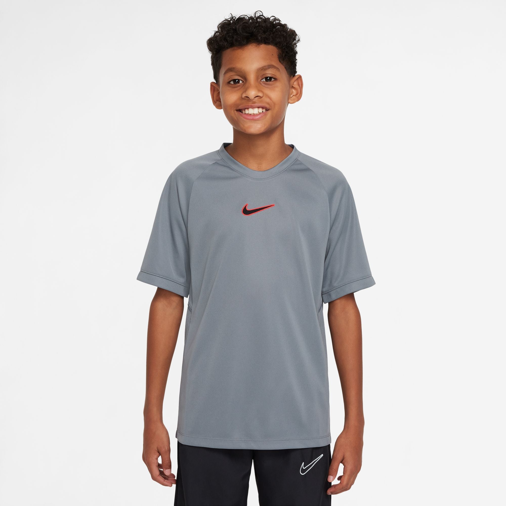 Nike Academy Dri-FIT Short-Sleeve Kids Soccer Tee