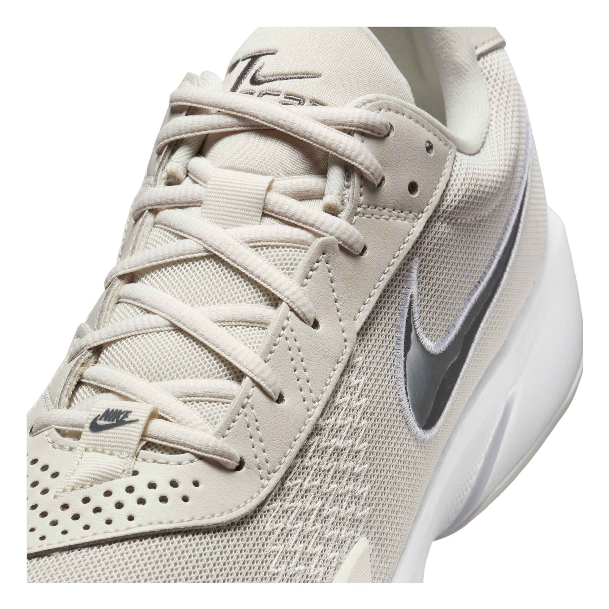 Nike G.T. Cut Academy Mens Basketball Shoes