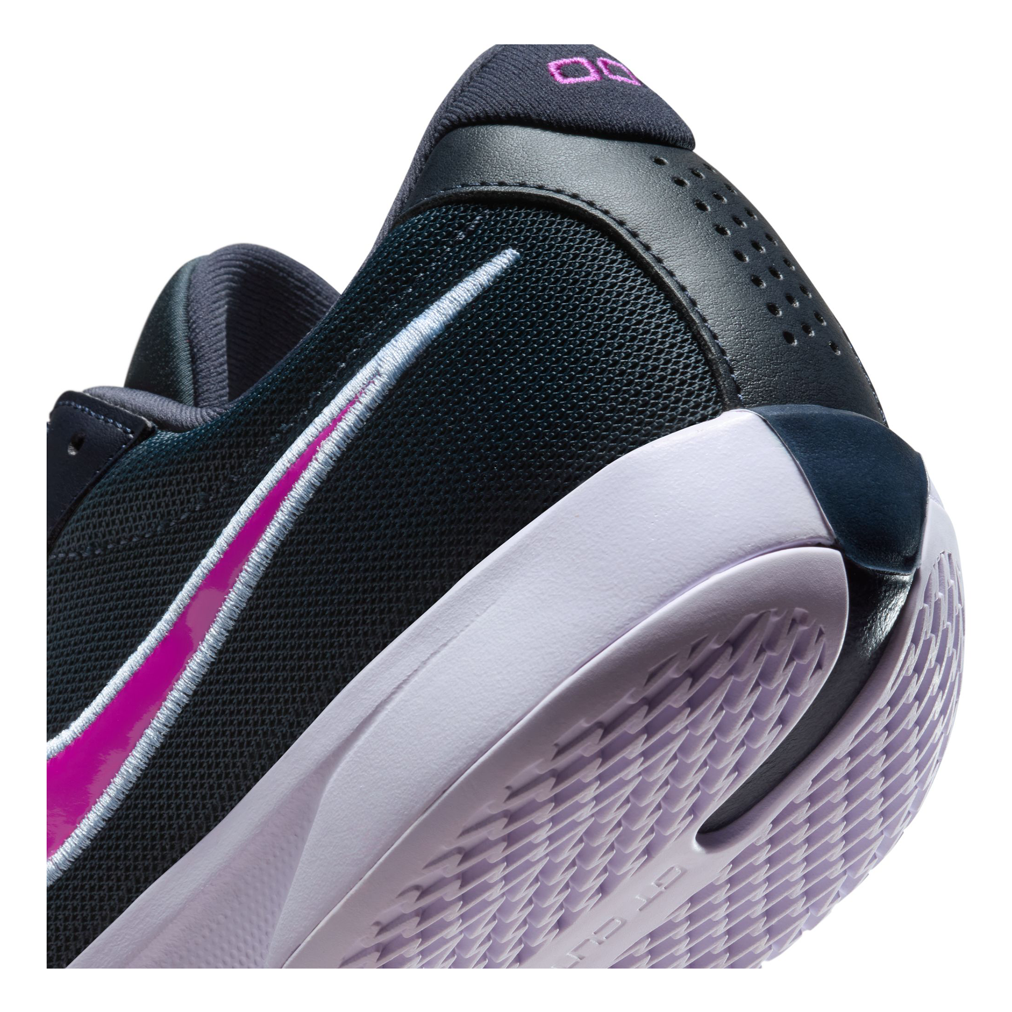 Nike G.T. Cut Academy Mens Basketball Shoes