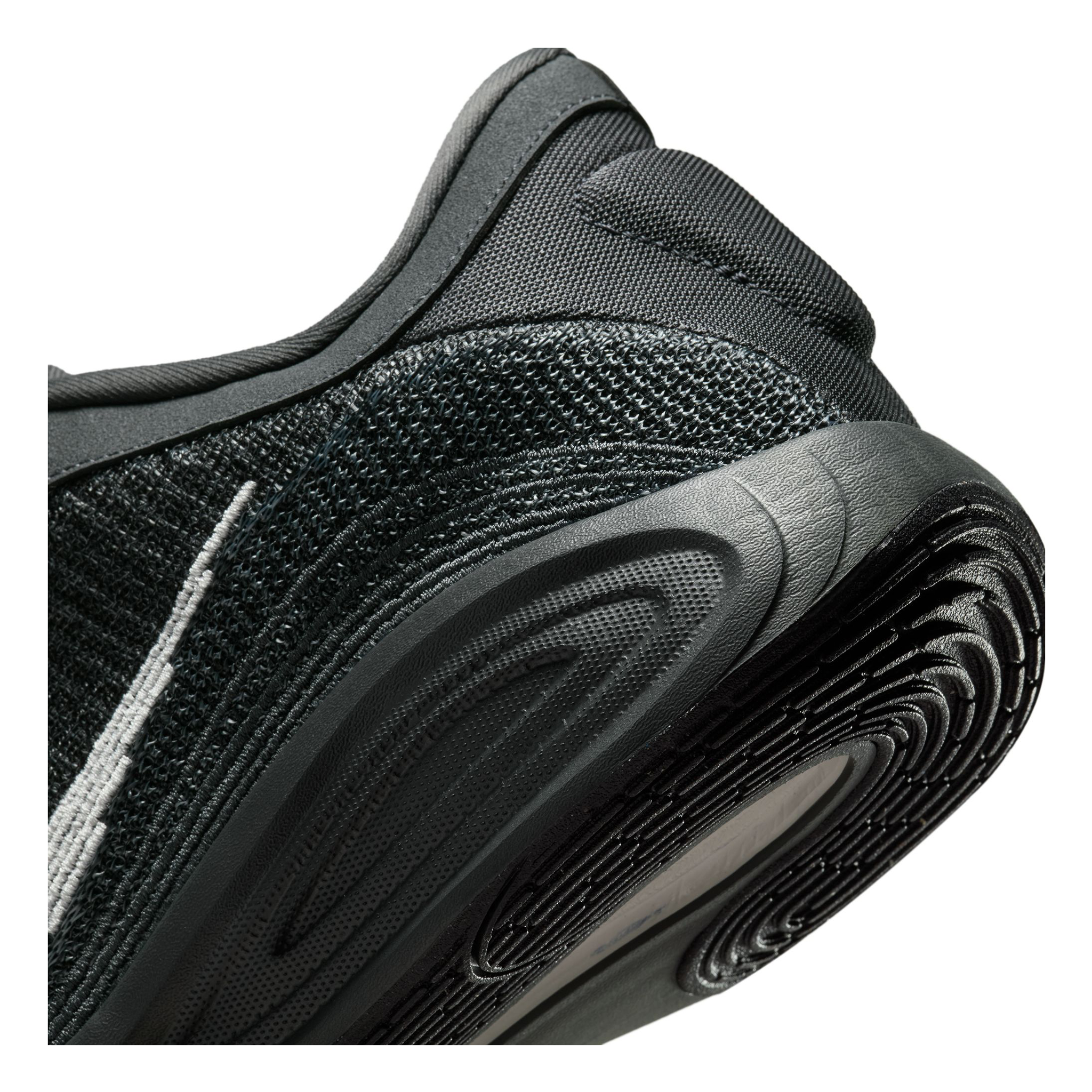 Nike G.T. Hustle Academy Mens Basketball Shoes