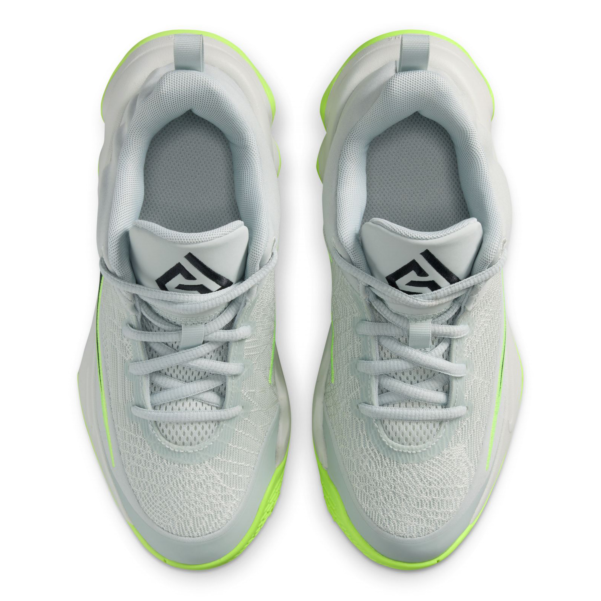 Nike Giannis Immortality 4 Kids Basketball Shoes