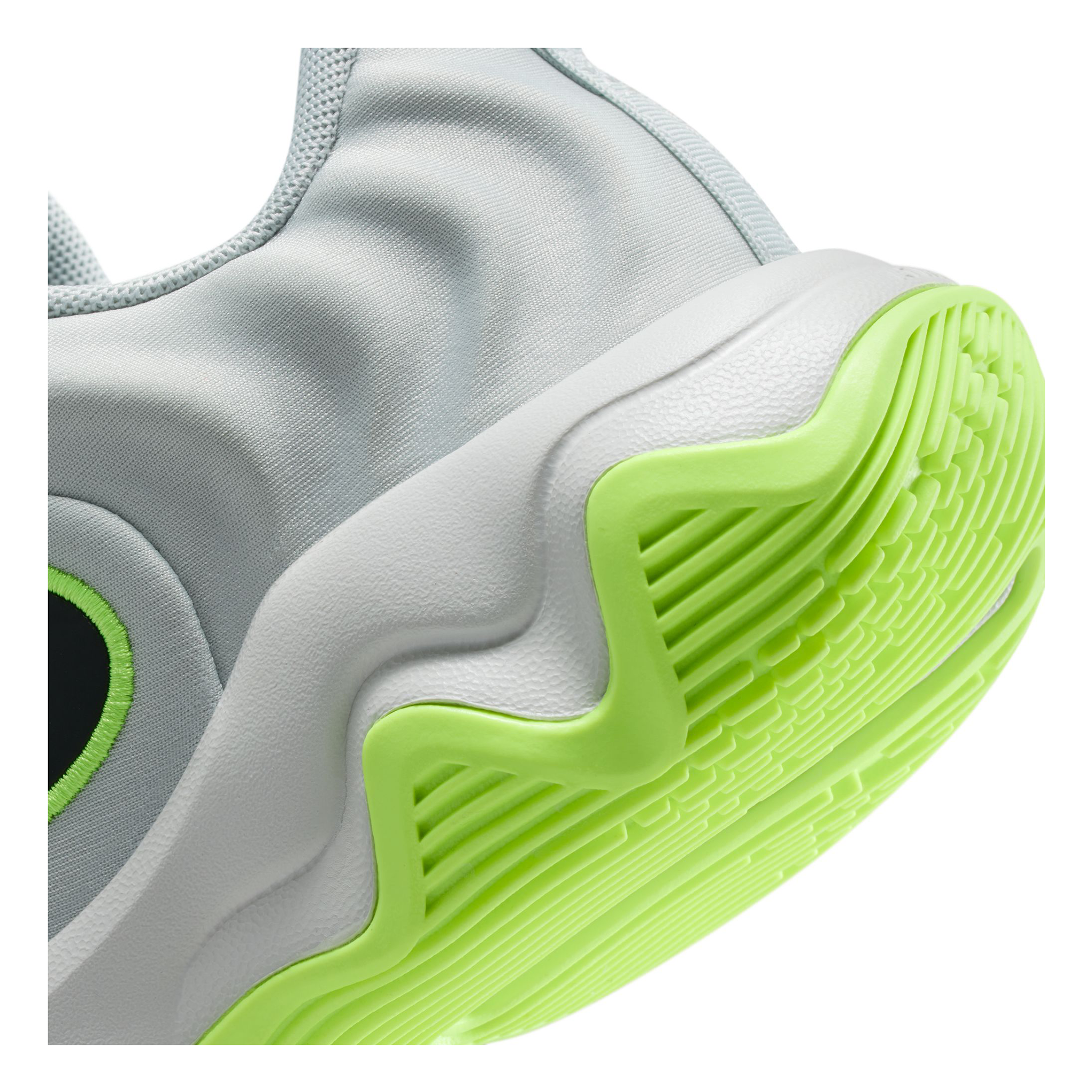 Nike Giannis Immortality 4 Kids Basketball Shoes