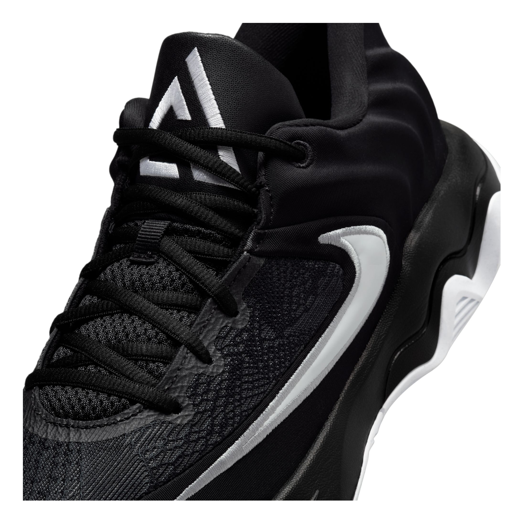 Nike Giannis Immortality 4 Mens Basketball Shoes