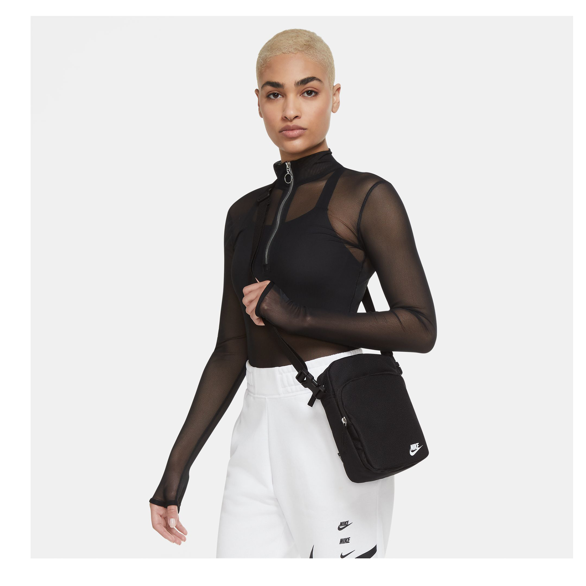 Nike Heritage Crossbody Bag