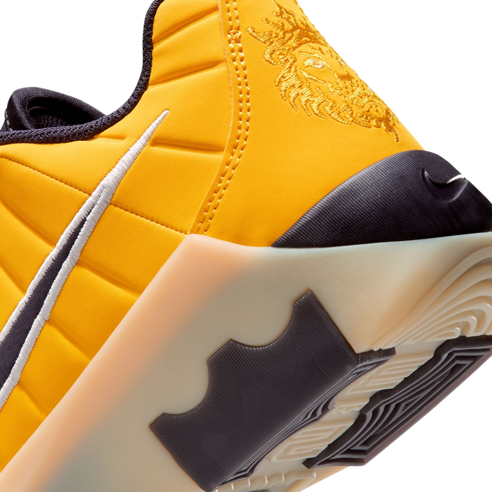 Nike LeBron Witness 9 GS Kids Basketball Shoes