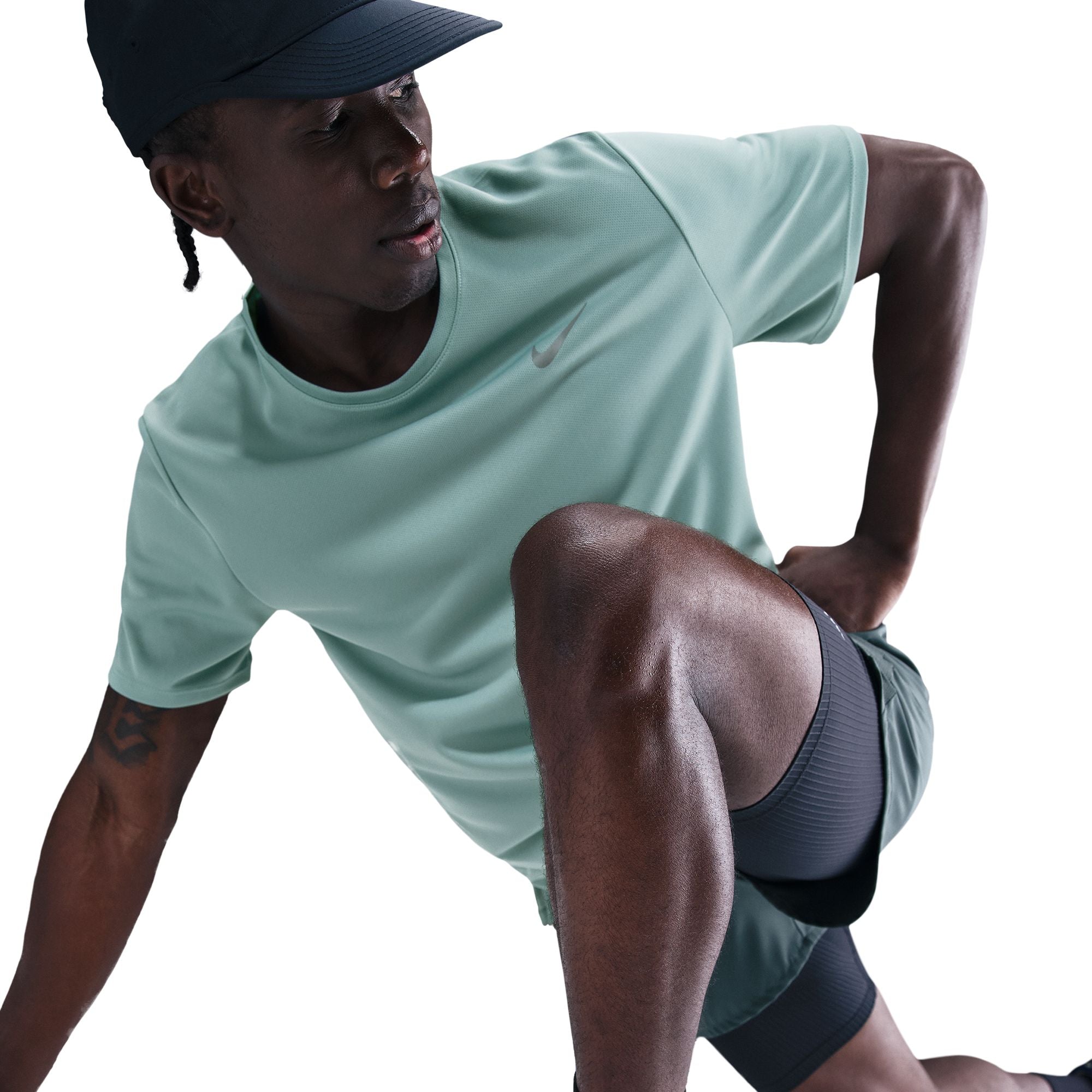 Nike Miler Dri-FIT UV Short Sleeve Mens Running Tee