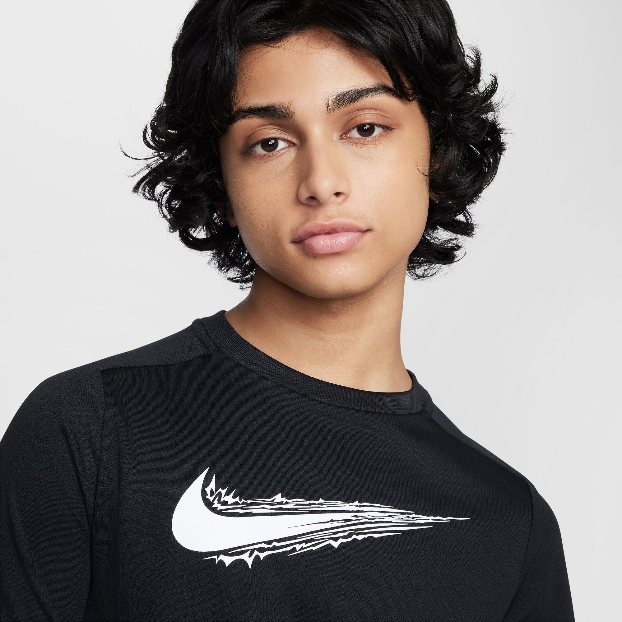 Nike Multi Dri-FIT Short-Sleeve Kids Tee
