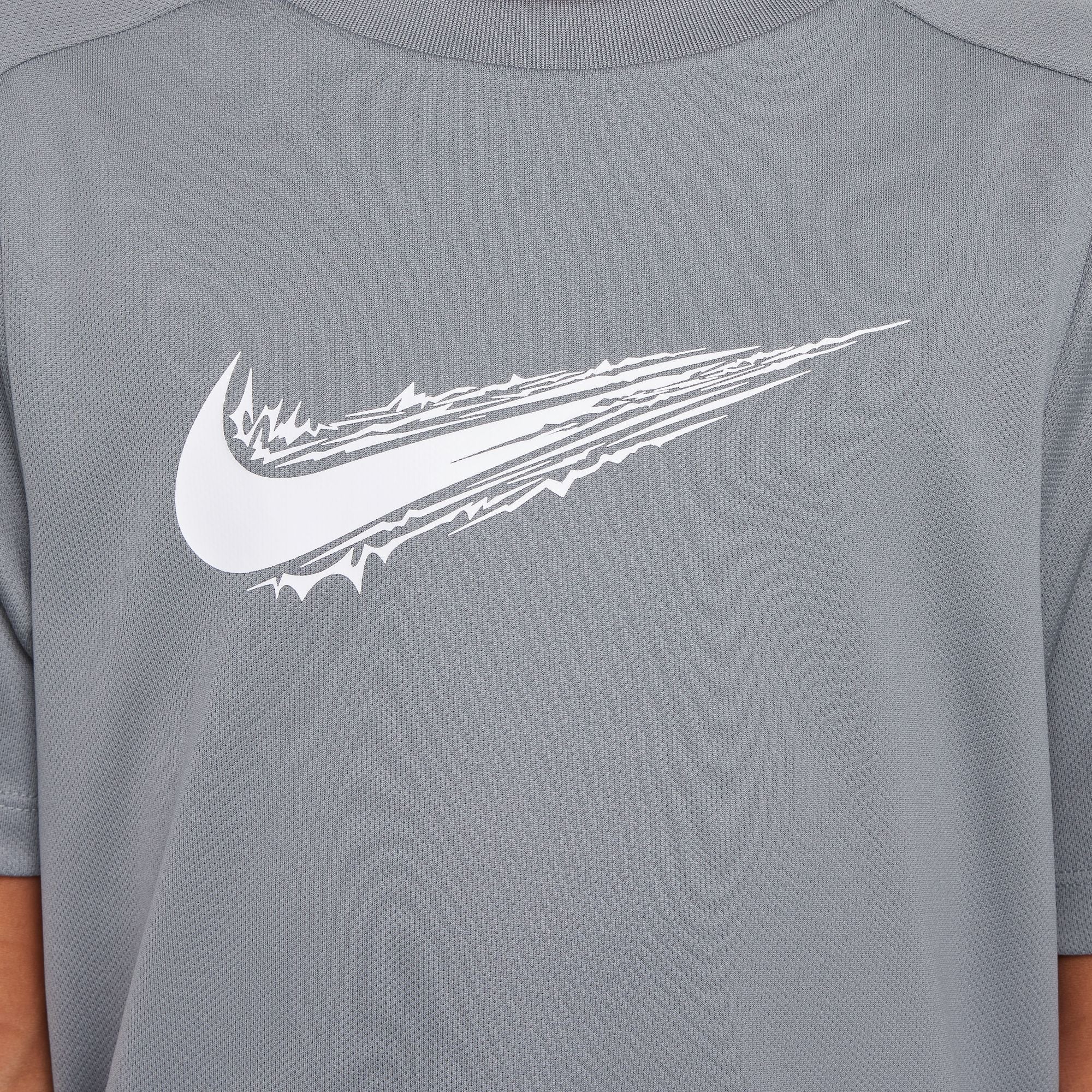 Nike Multi Dri-FIT Short-Sleeve Kids Tee