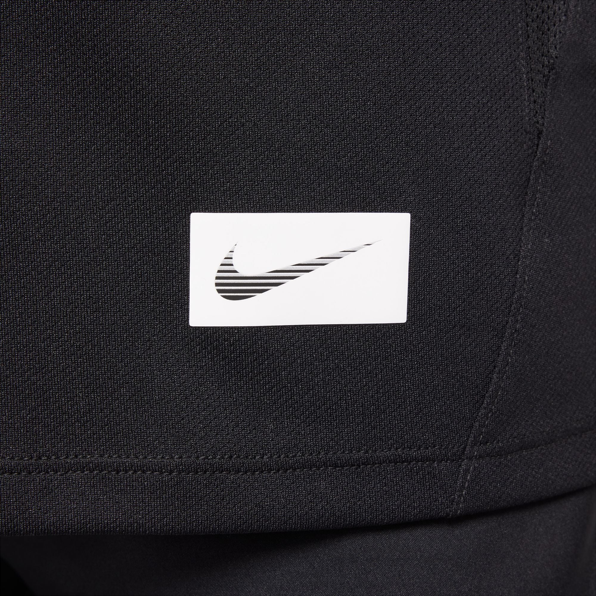Nike Multi Dri-FIT Short-Sleeve Kids Tee