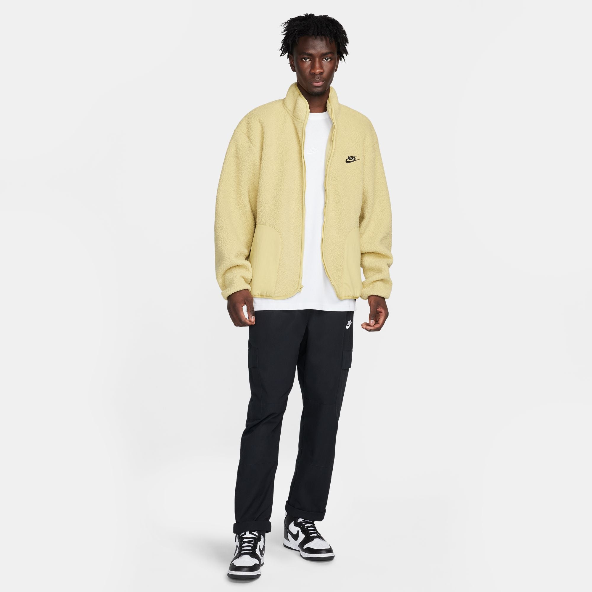 Nike Premium Essential Mens Tee