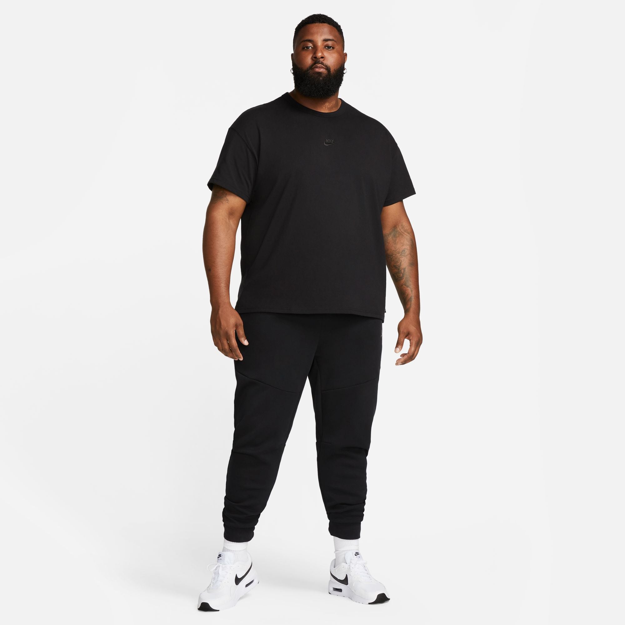 Nike Premium Essential Mens Tees