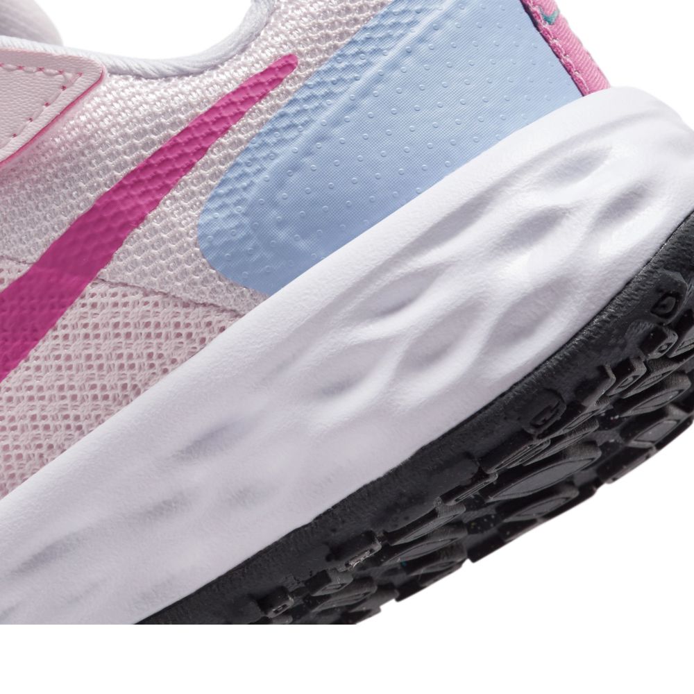 Revolution shoes store