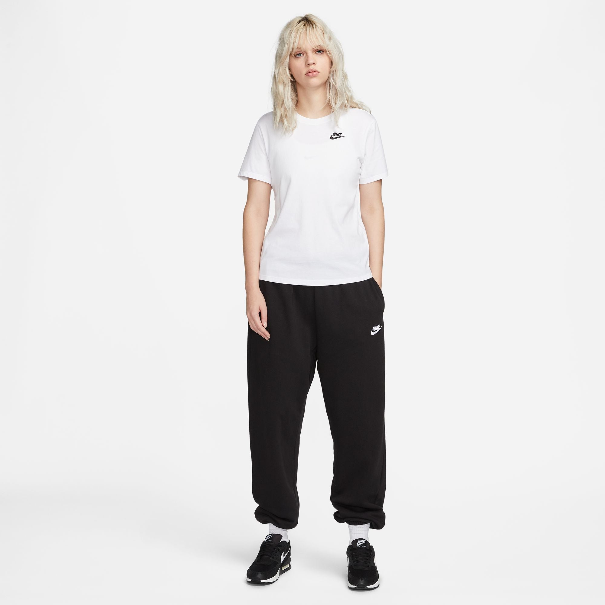 Nike Sportswear Club Essentials Womens Tee