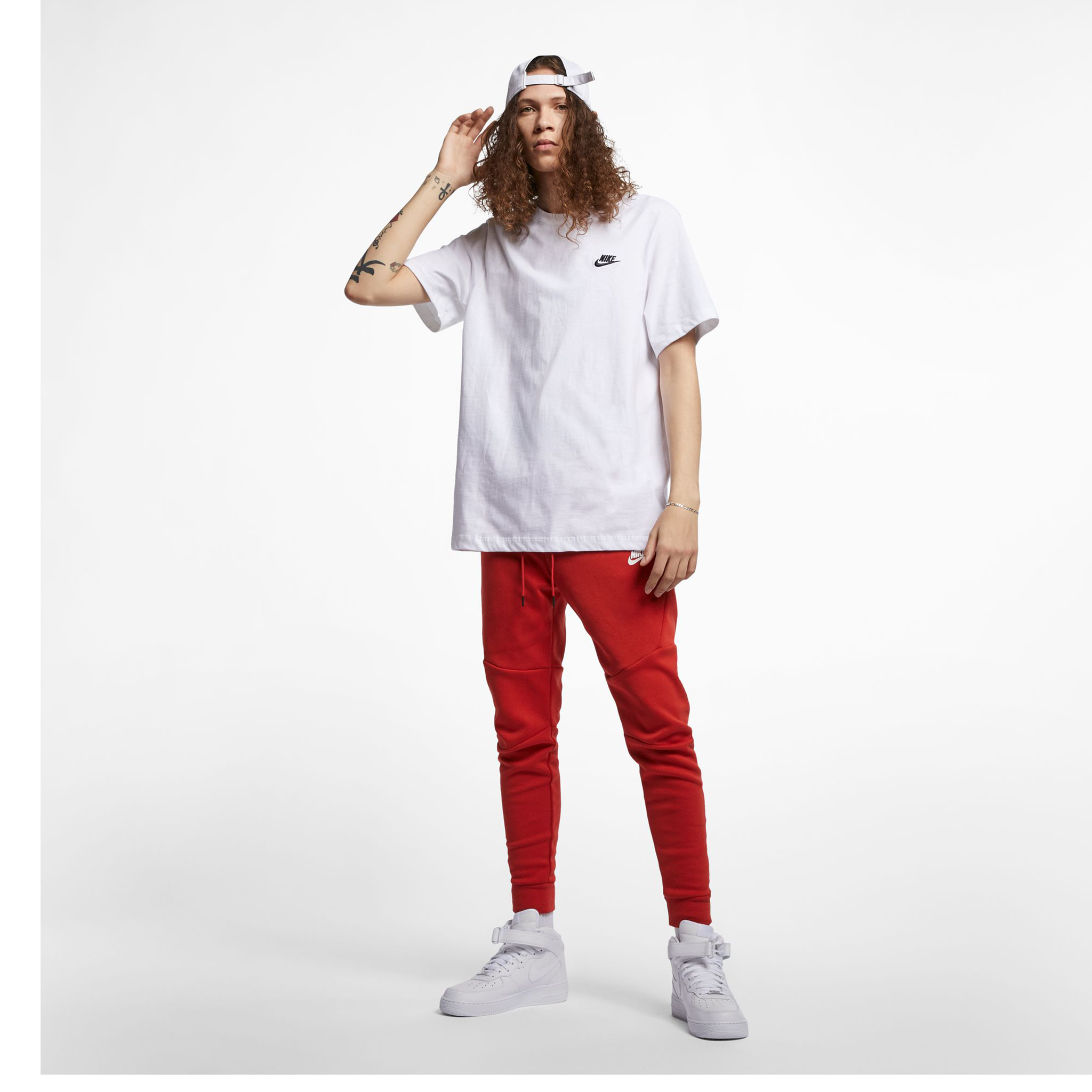Nike Sportswear Club Mens Tee