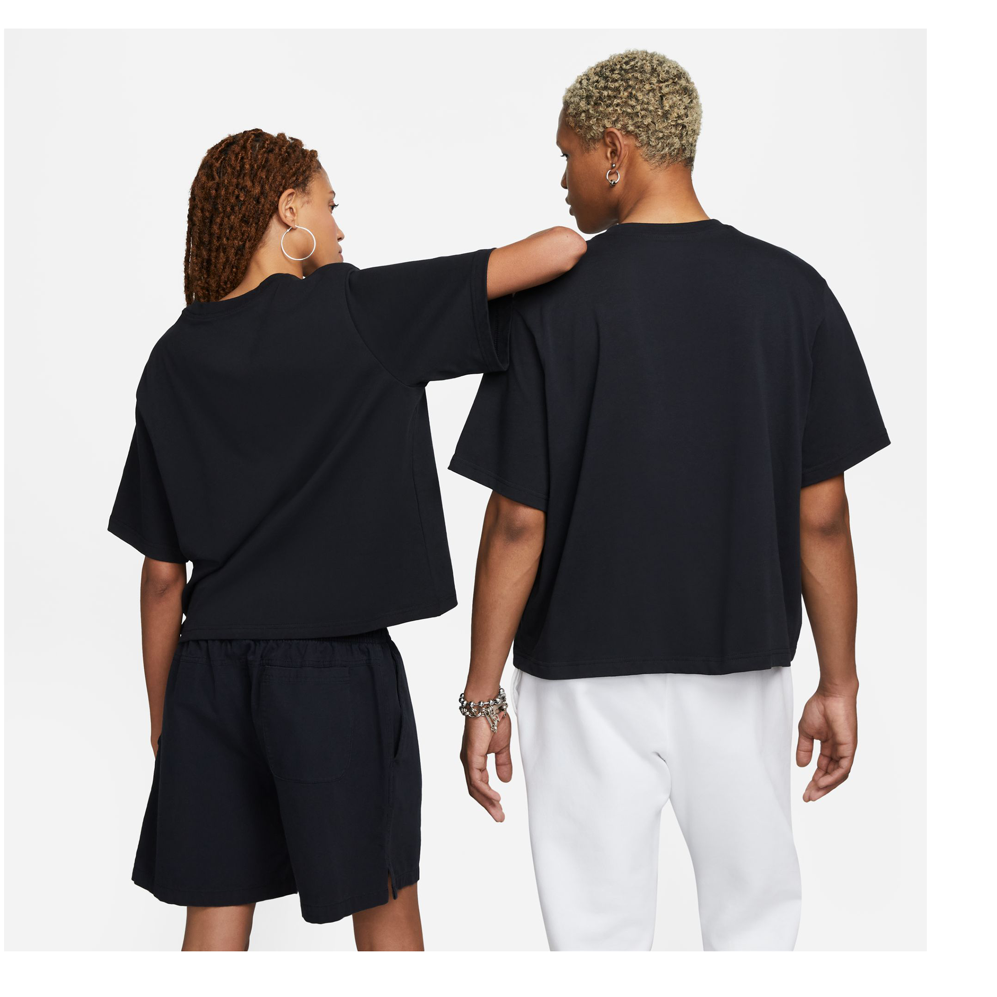 Nike Sportswear Essential Womens Boxy Tee