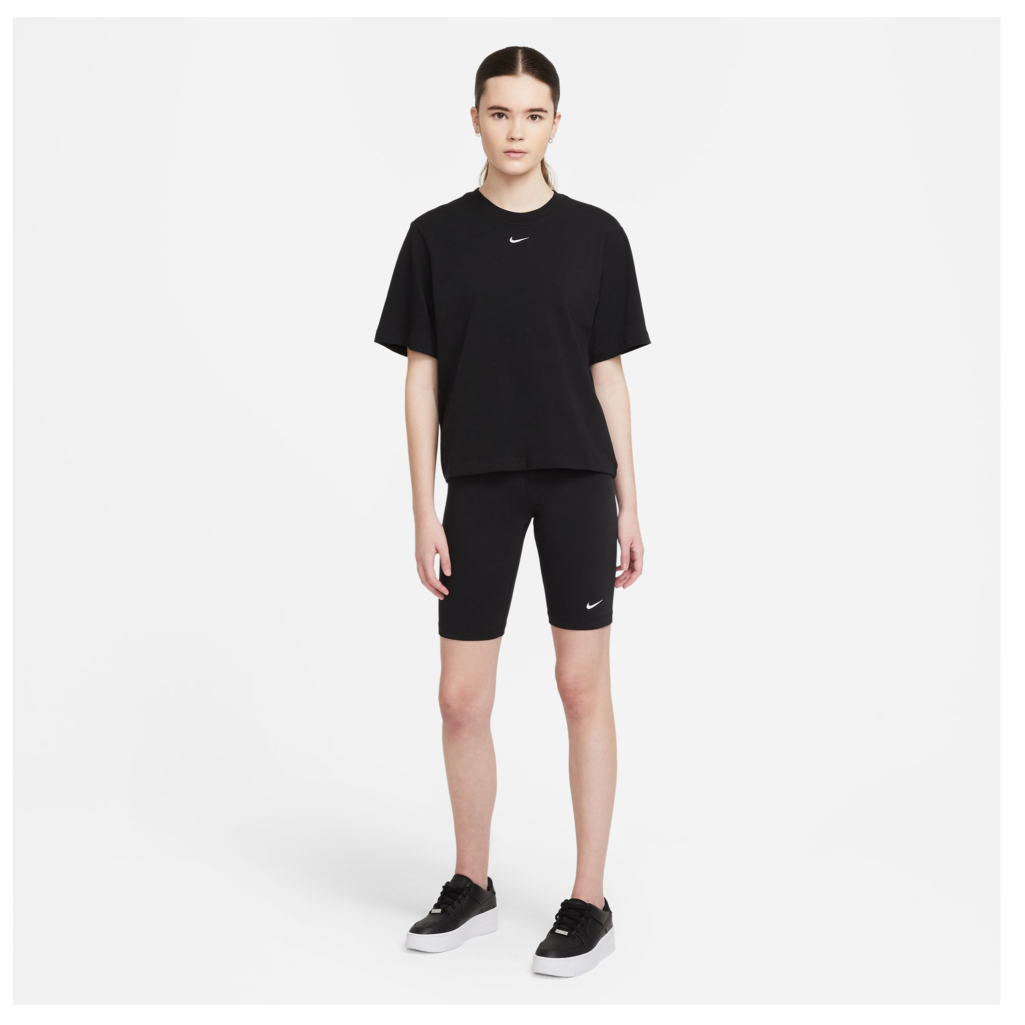 Nike Sportswear Essential Womens Boxy Tee