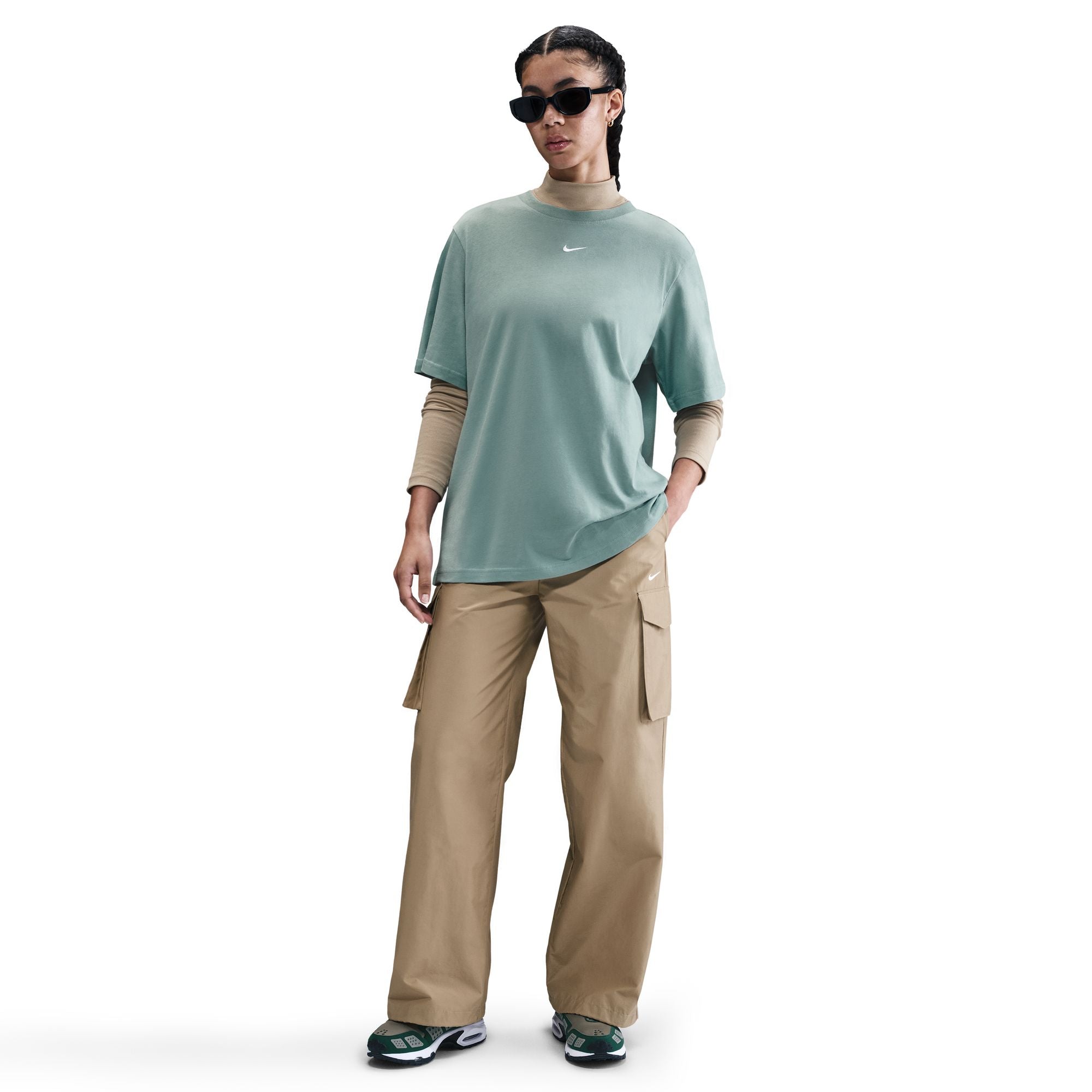 Nike Sportswear Essential Womens Tee