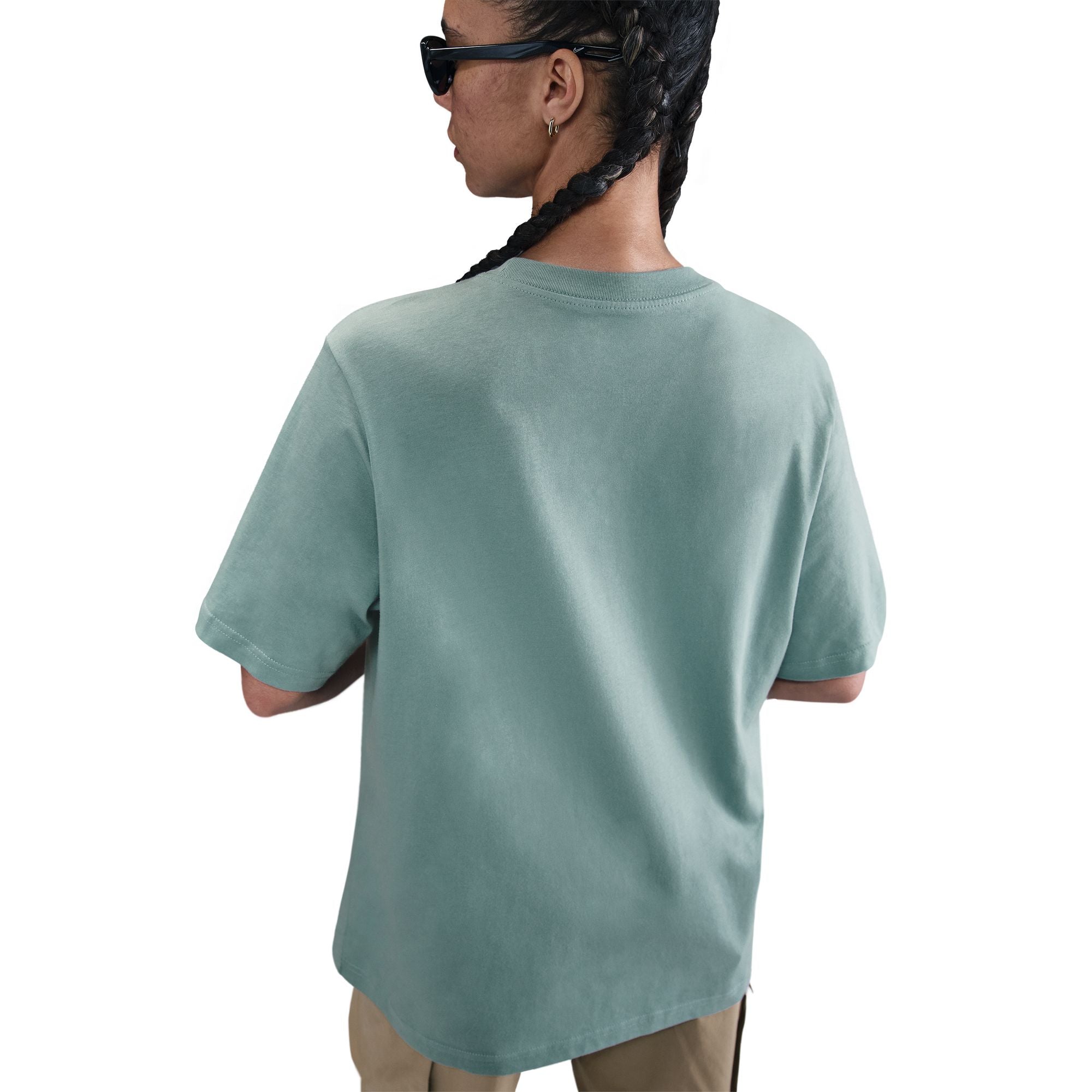 Nike Sportswear Essential Womens Tee