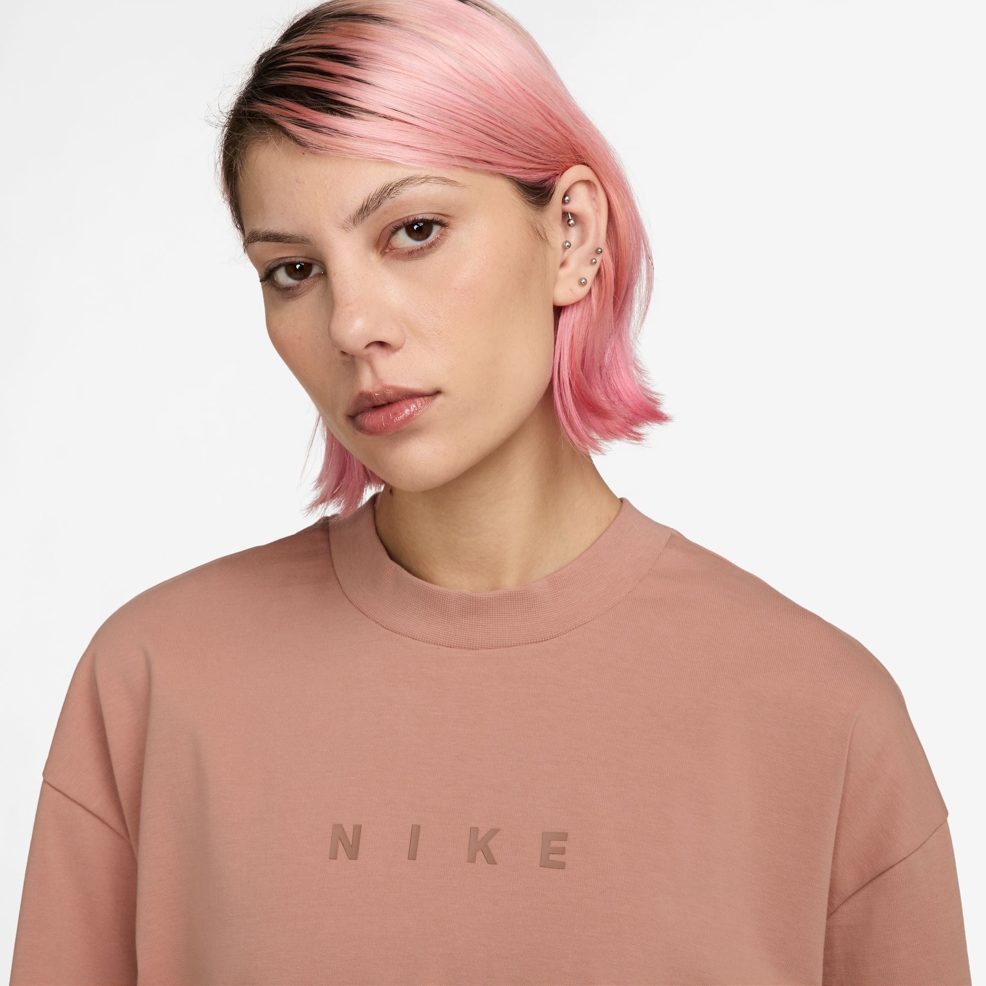 Nike Sportswear Womens Short-Sleeve Tee