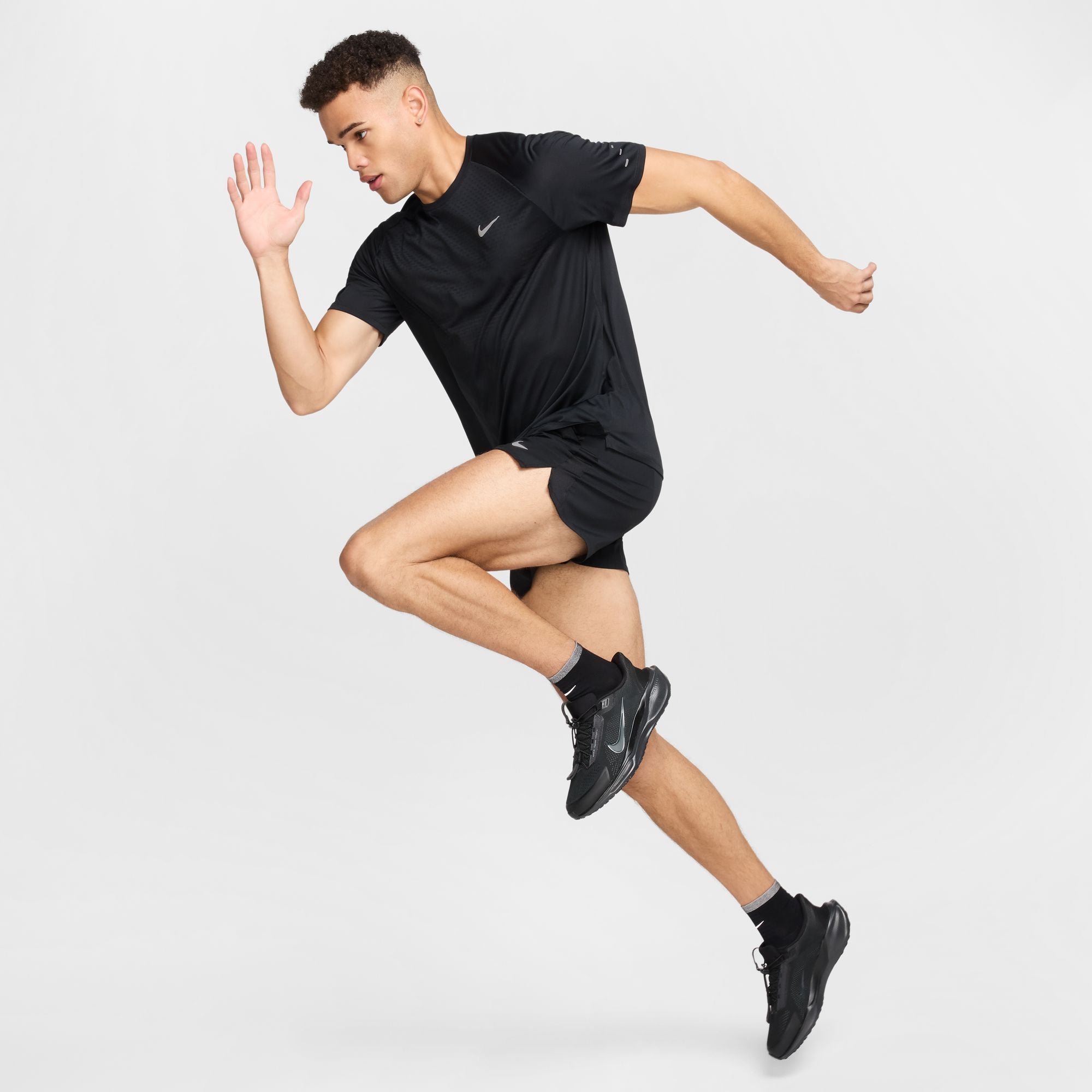 Nike Stride Dri-FIT Advance Mens Short-Sleeve Running Top