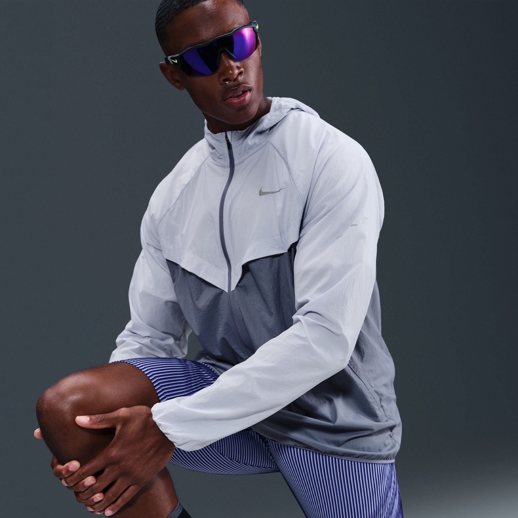 Nike Stride Repel UV Mens Running Jacket