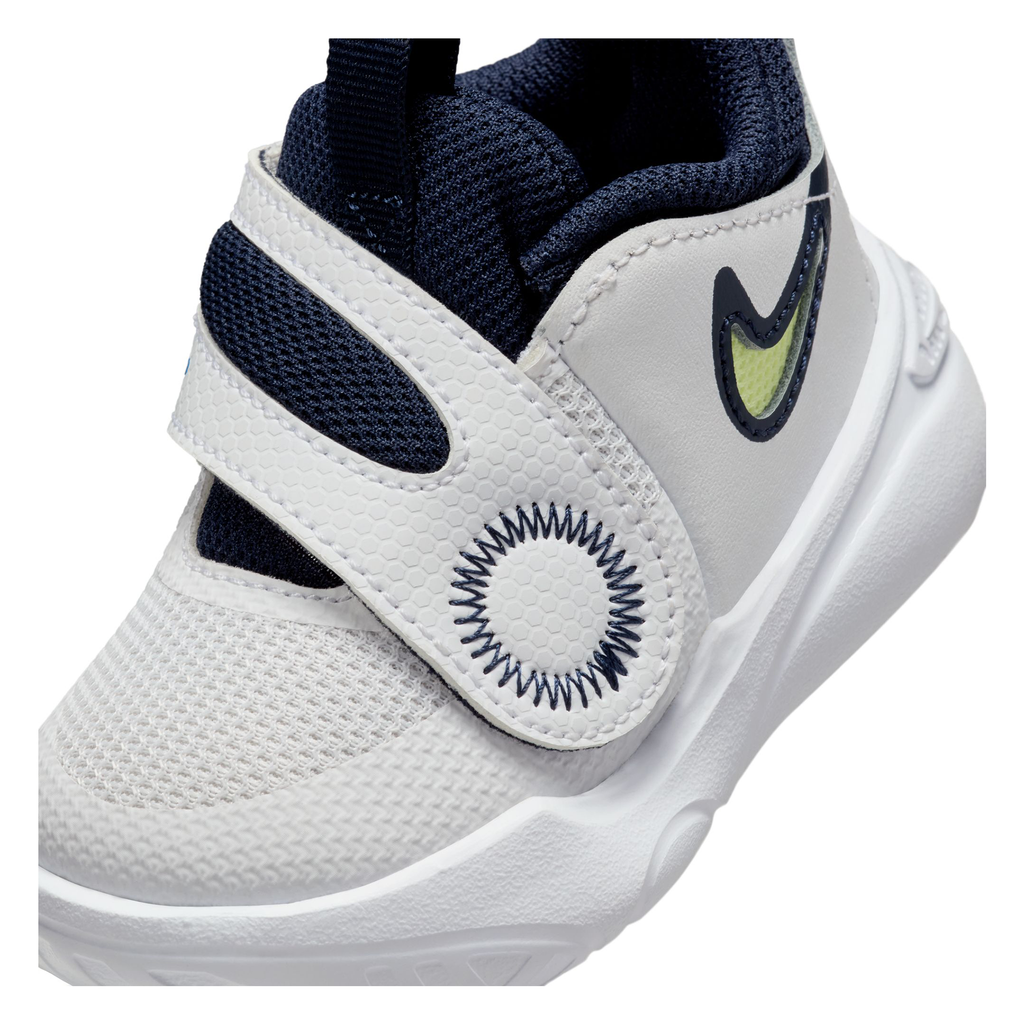 Nike Team Hustle D 11 Toddler Basketball Shoes