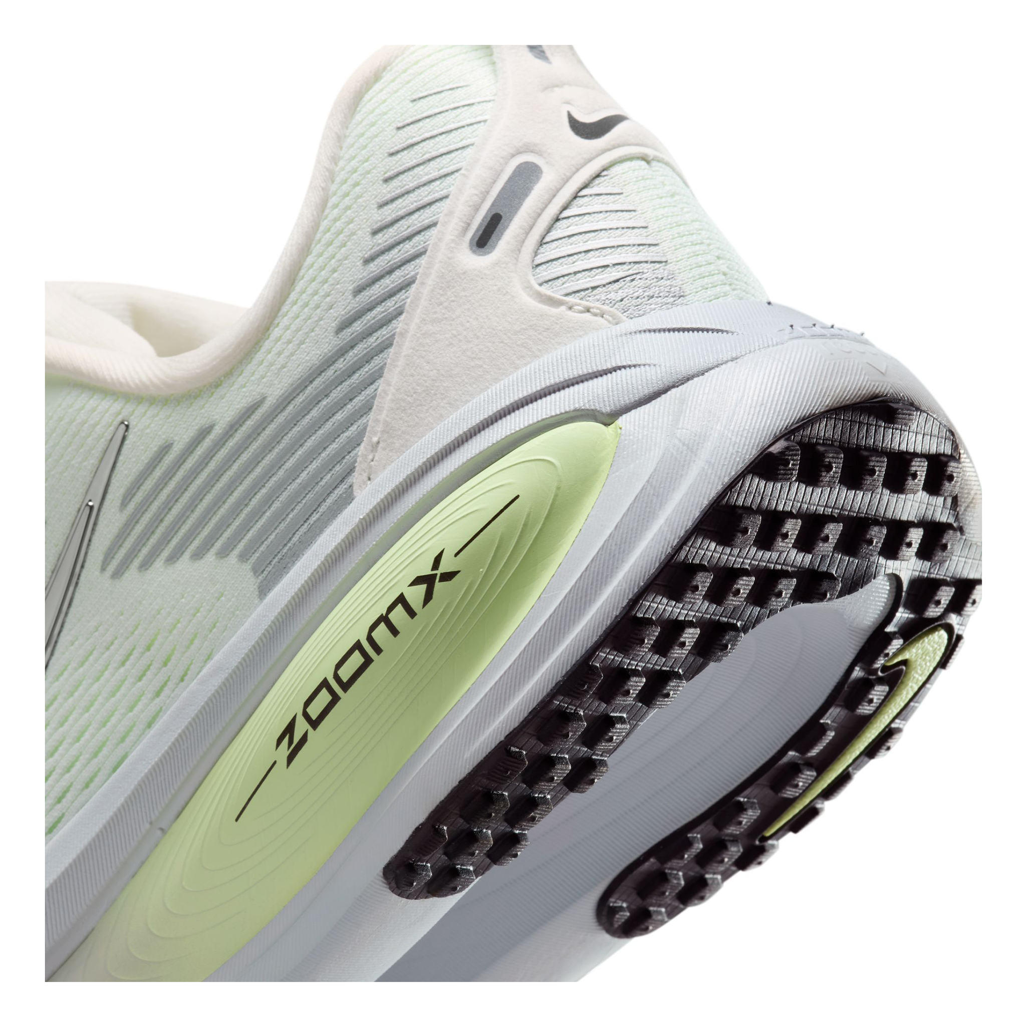 Nike Vomero 18 Womens Running Shoes
