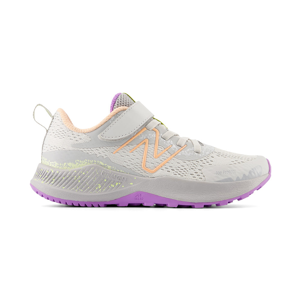 New balance 2025 girls running shoes