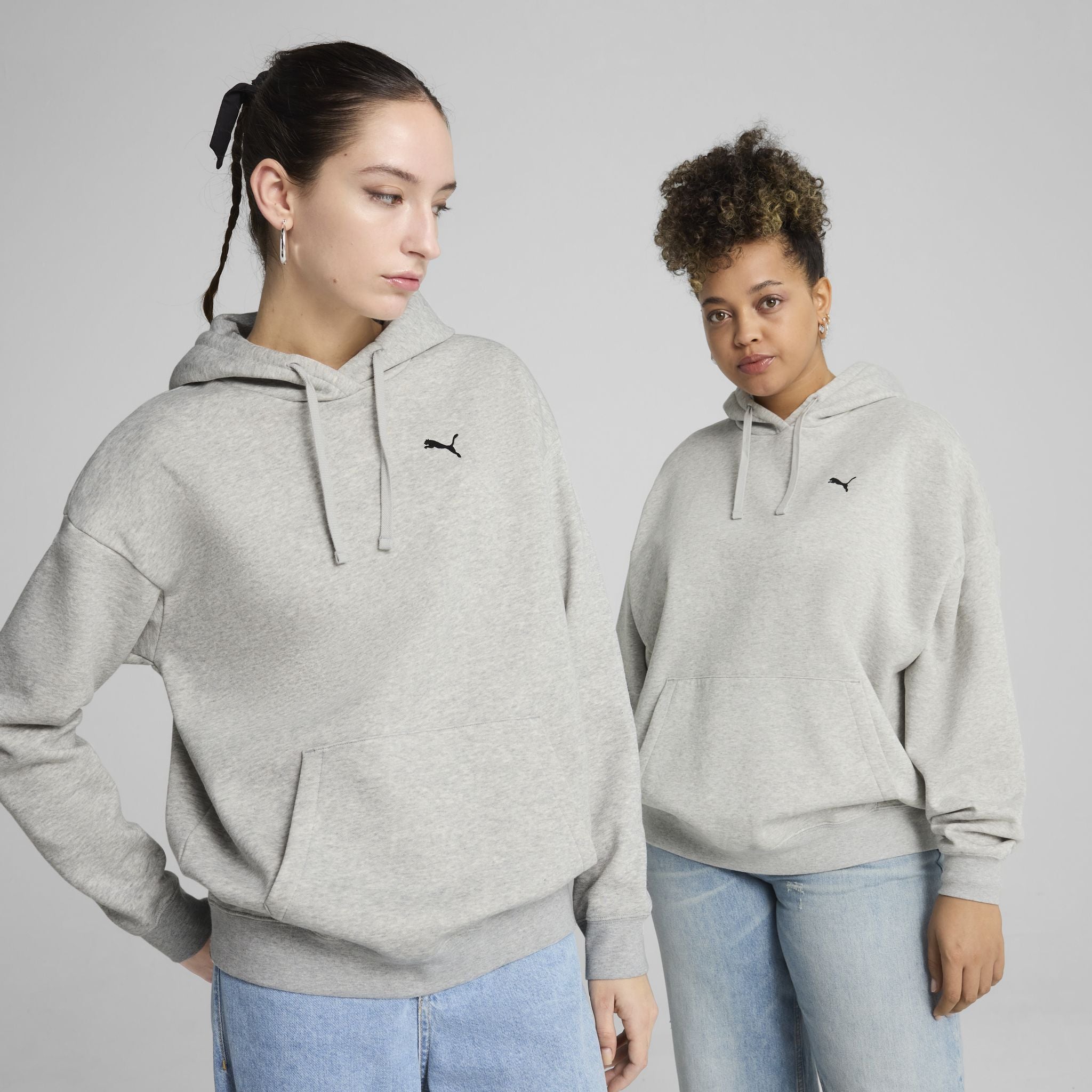 PUMA Essentials Womens Relaxed Hoodie