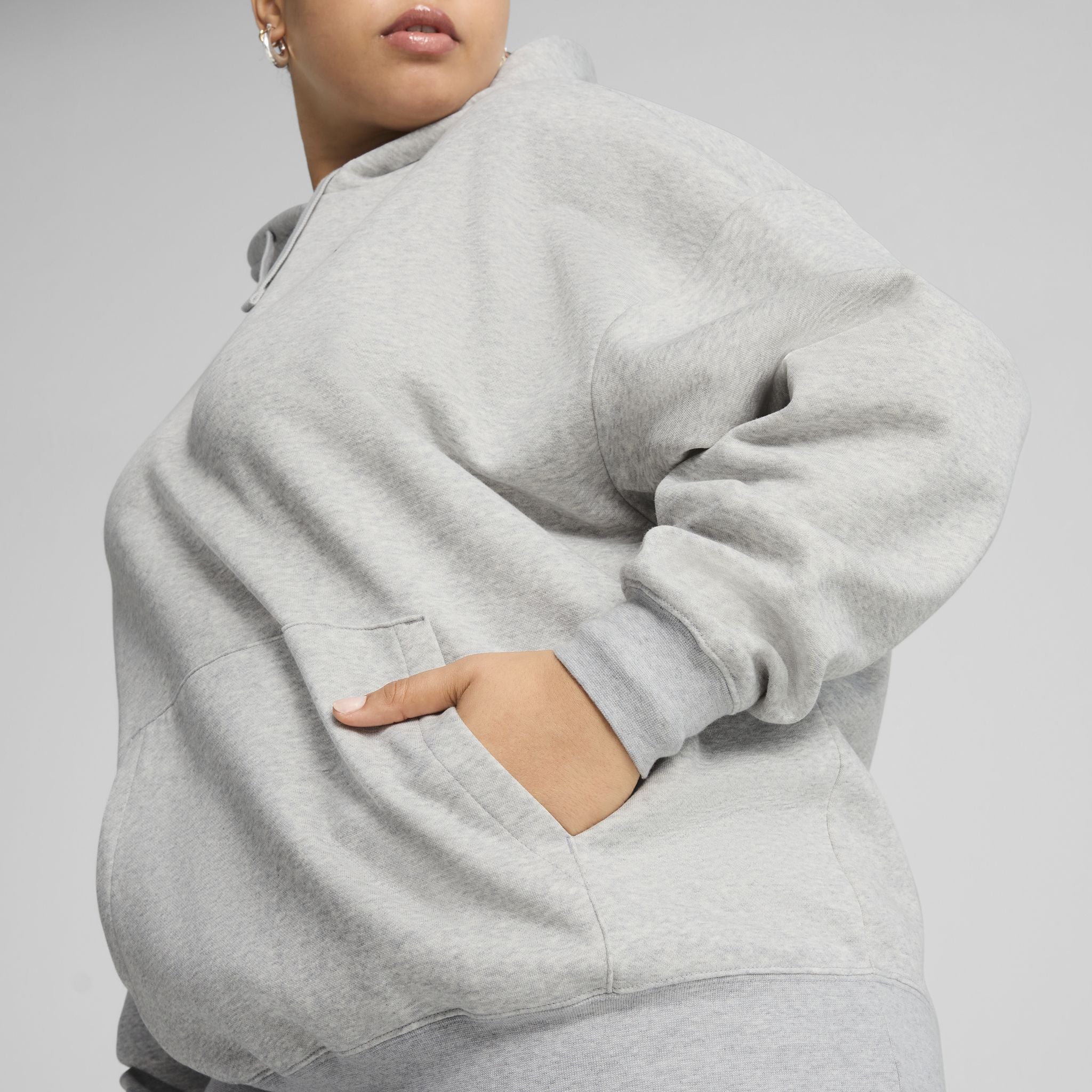 PUMA Essentials Womens Relaxed Hoodie