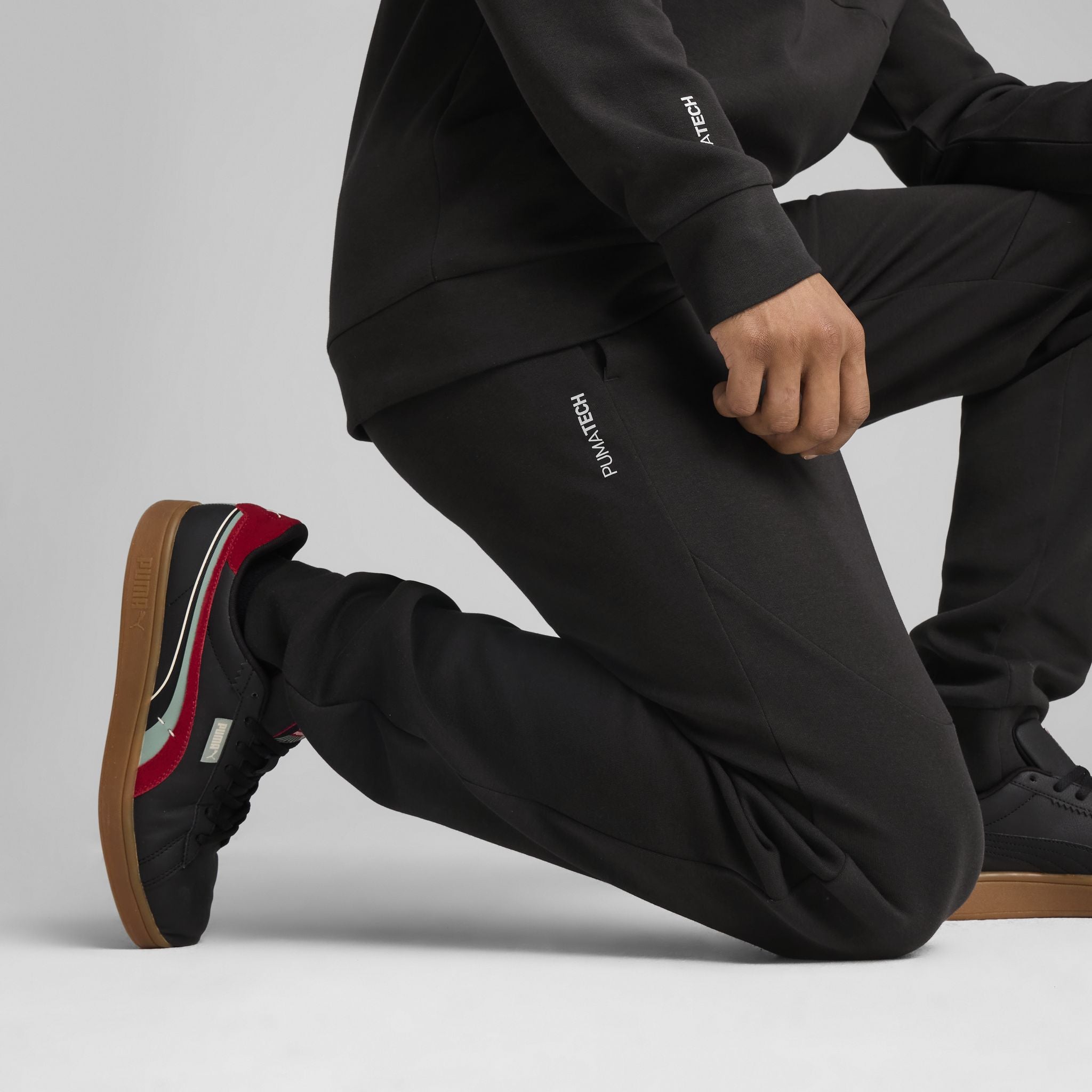 PUMA PUMATECH Mens Track Pants
