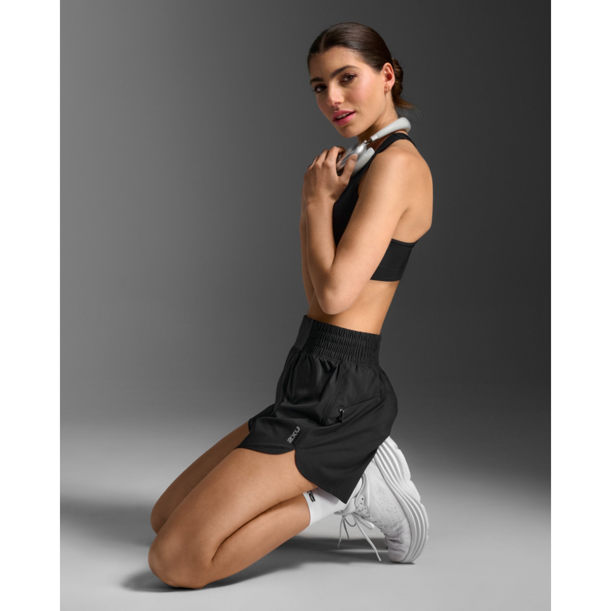 2XU Aero Hi-Rise 4 Inch Womens Shorts