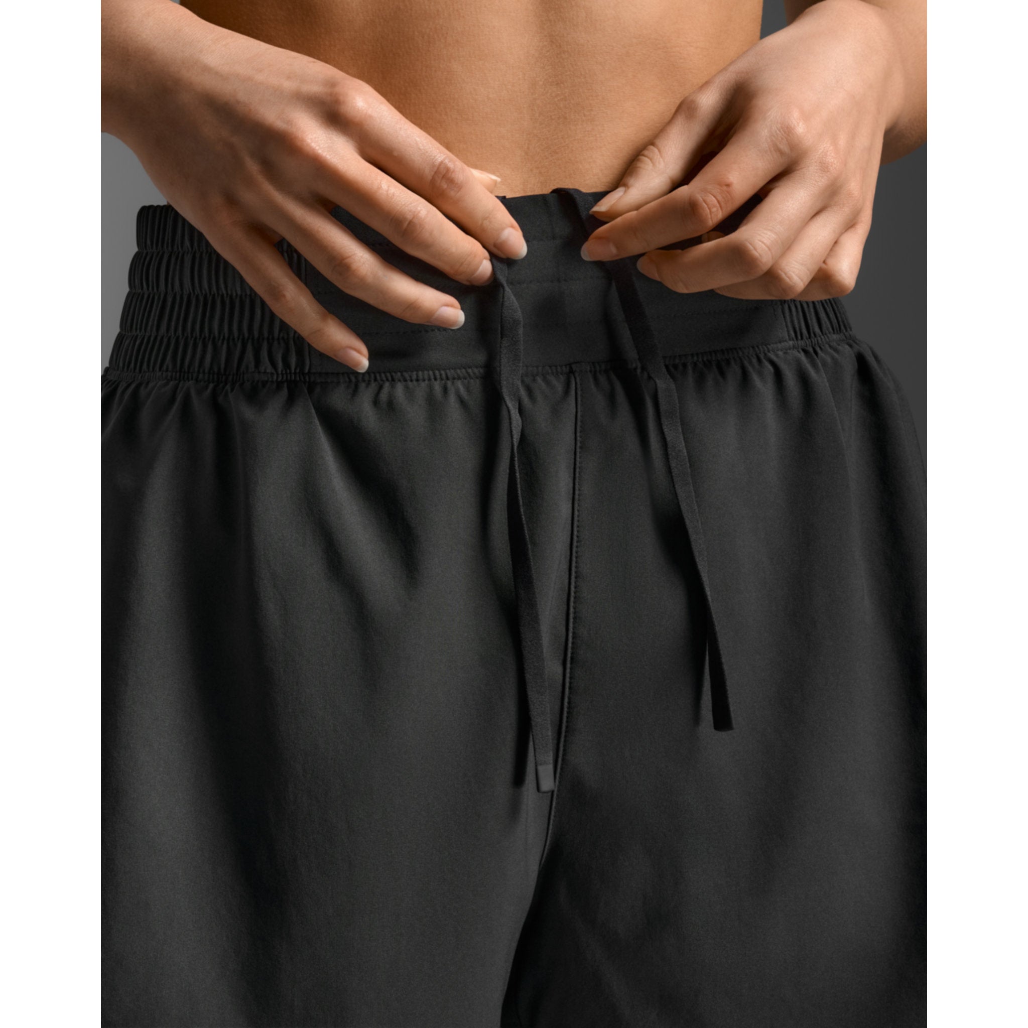 2XU Aero Hi-Rise 4 Inch Womens Shorts