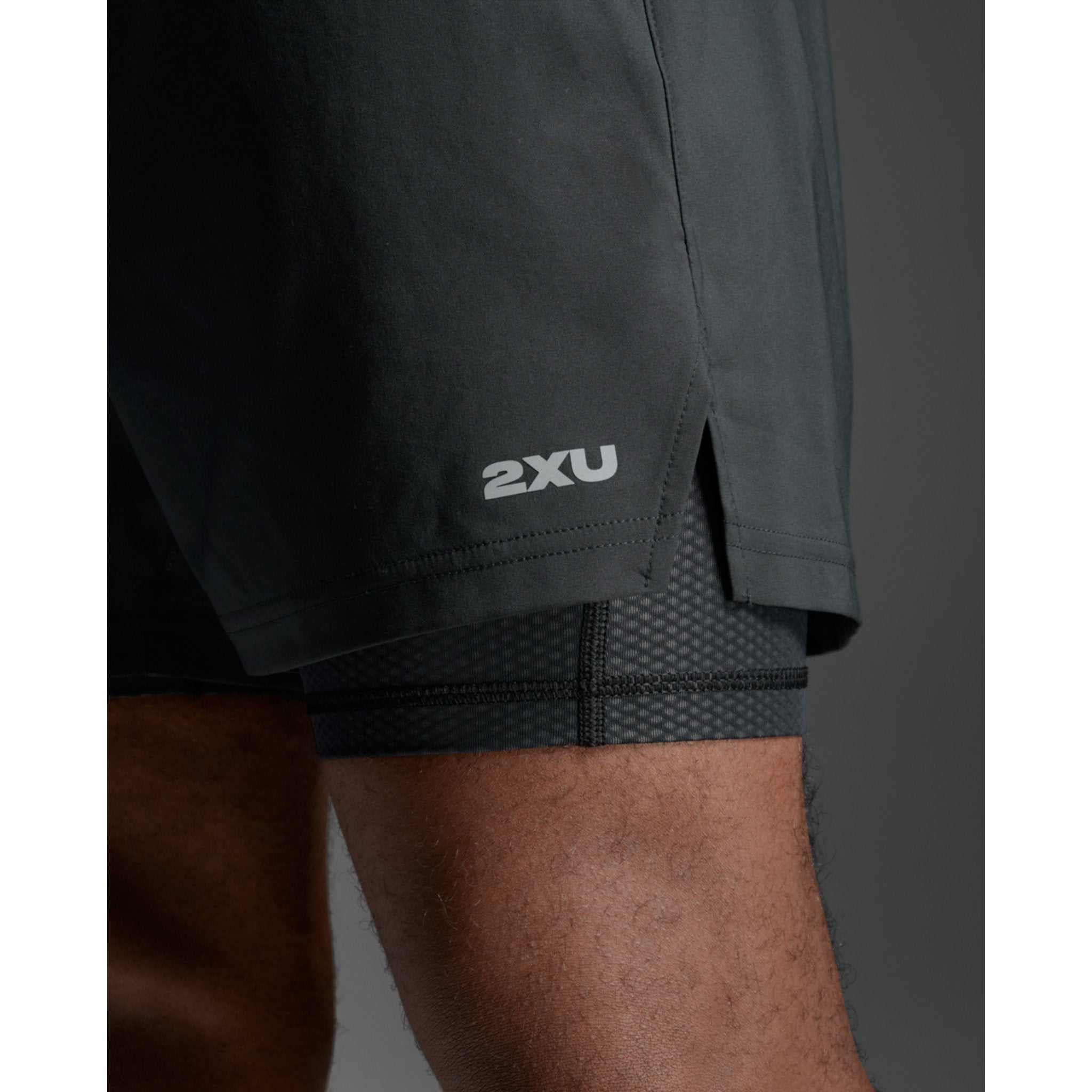 2XU Aero Mesh 2-in-1 5 Inch Mens Short