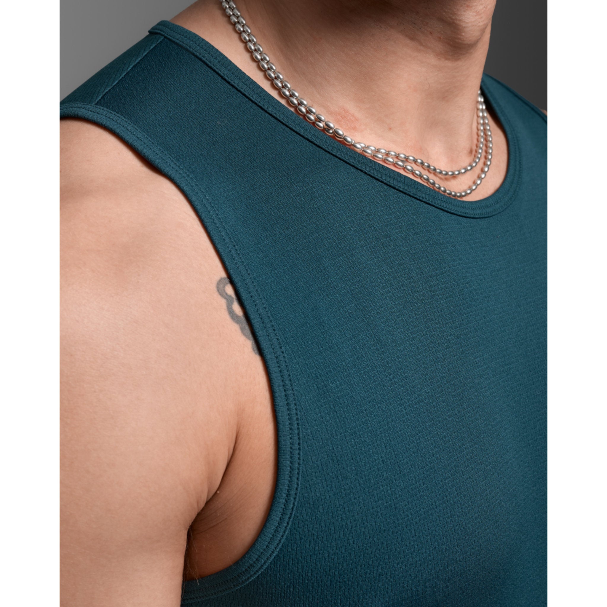 2XU Aero Mesh Mens Tank