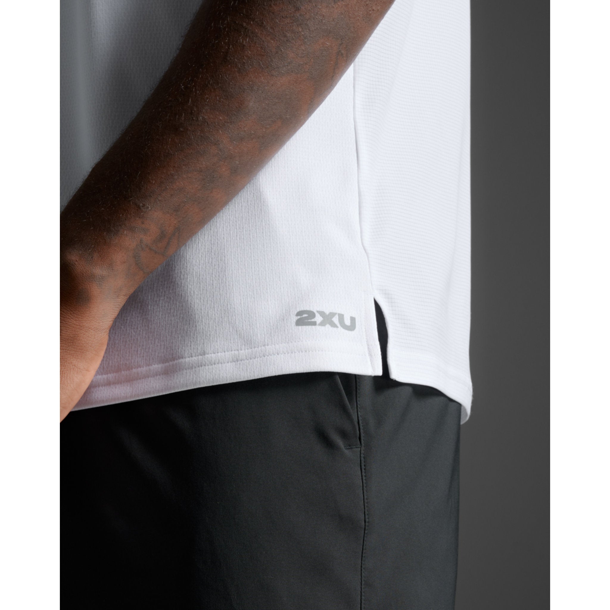 2XU Aero Mesh Mens Tee